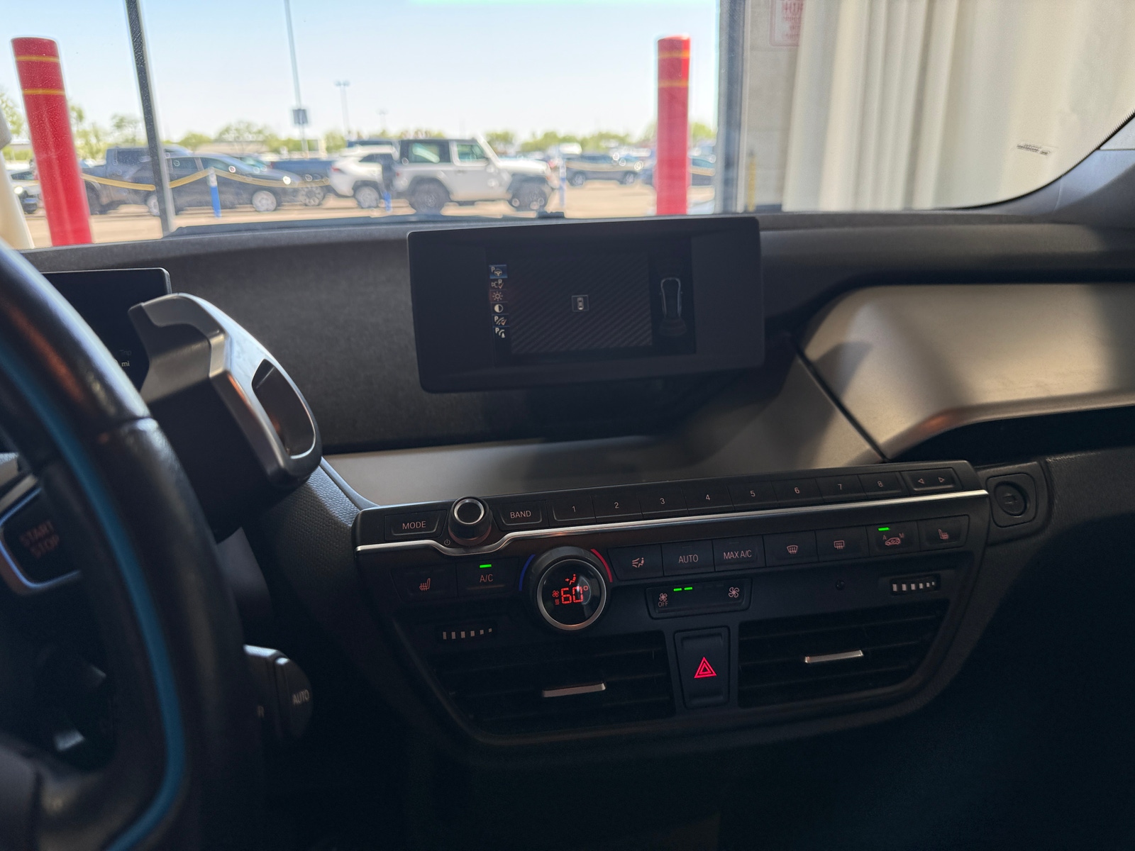 Thumbnail: 2017 BMW i3 - 4