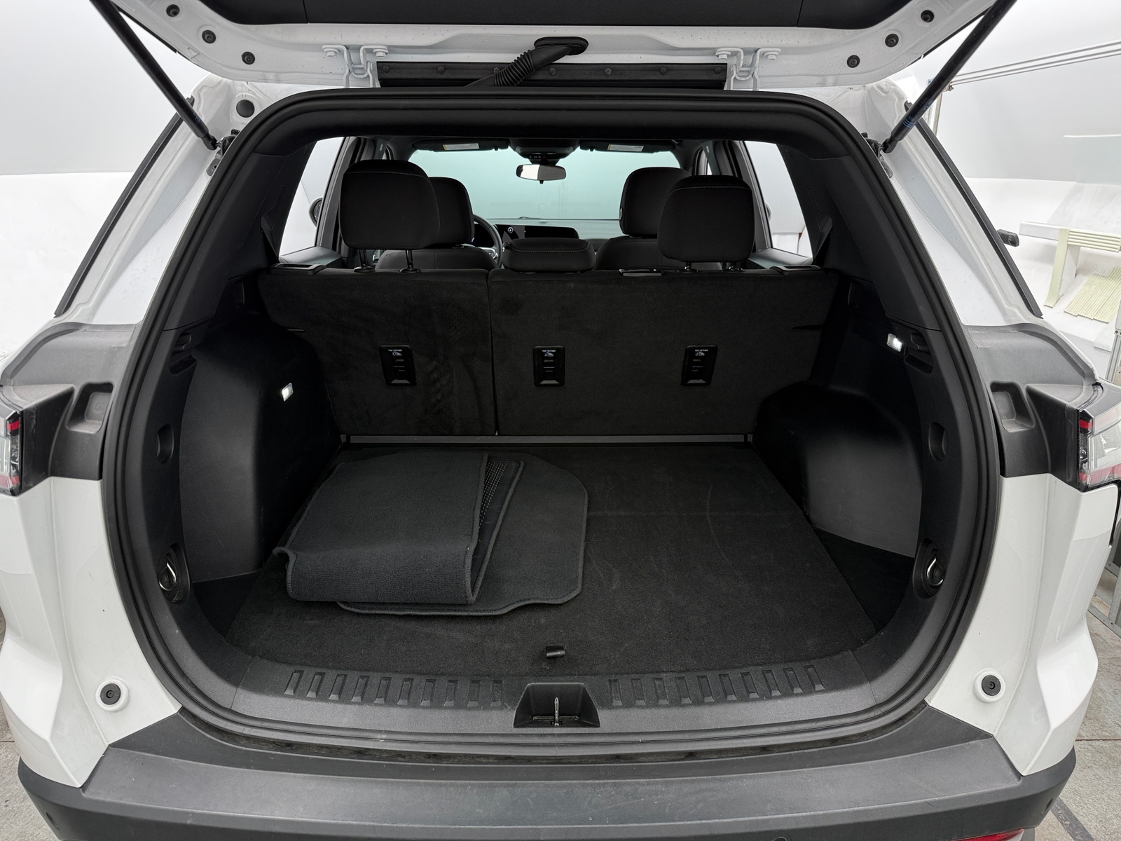 Thumbnail: 2025 Chevrolet Equinox - 7