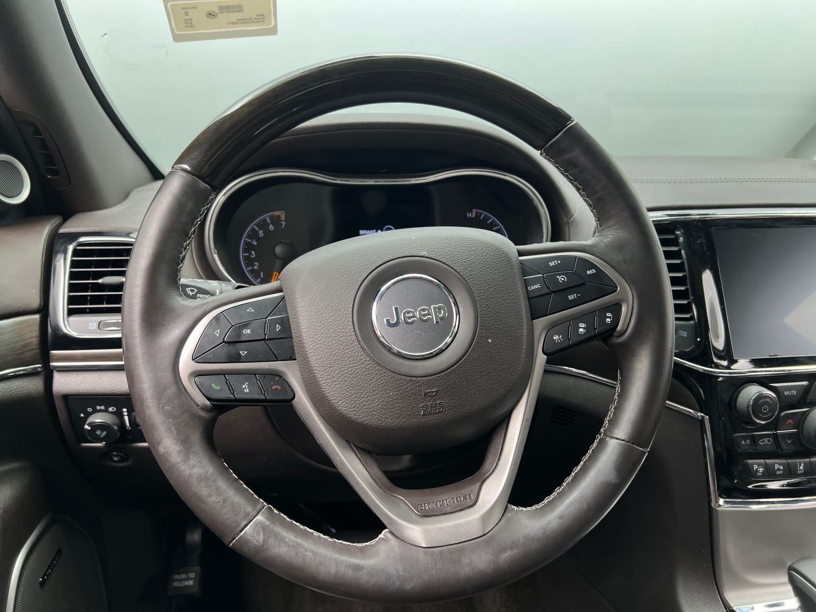 Thumbnail: 2019 Jeep Grand Cherokee - 4