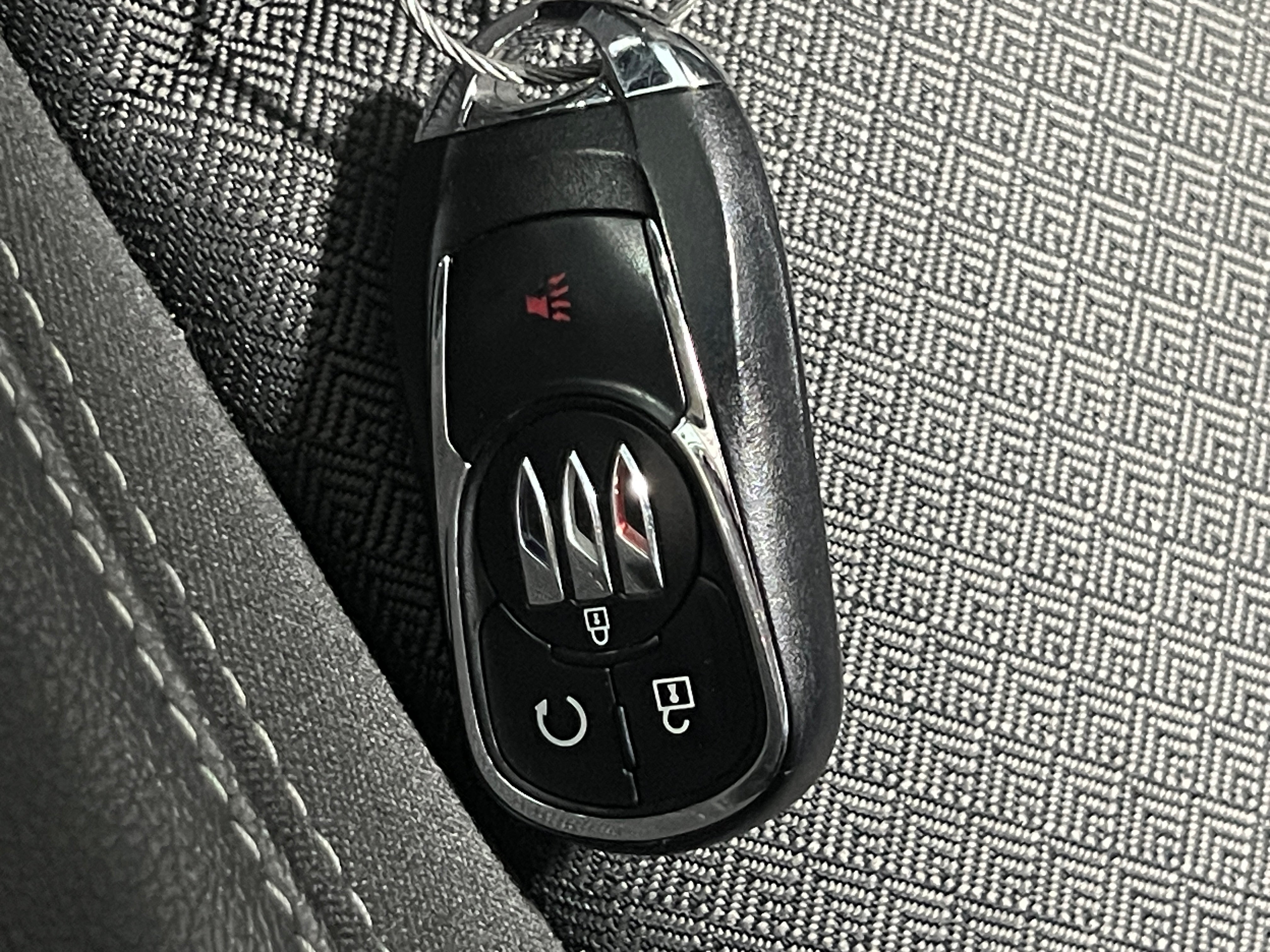2025 Buick Encore GX Preferred - Photo 3