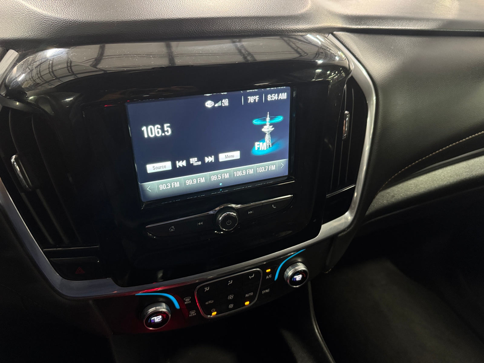 Thumbnail: 2019 Chevrolet Traverse - 4