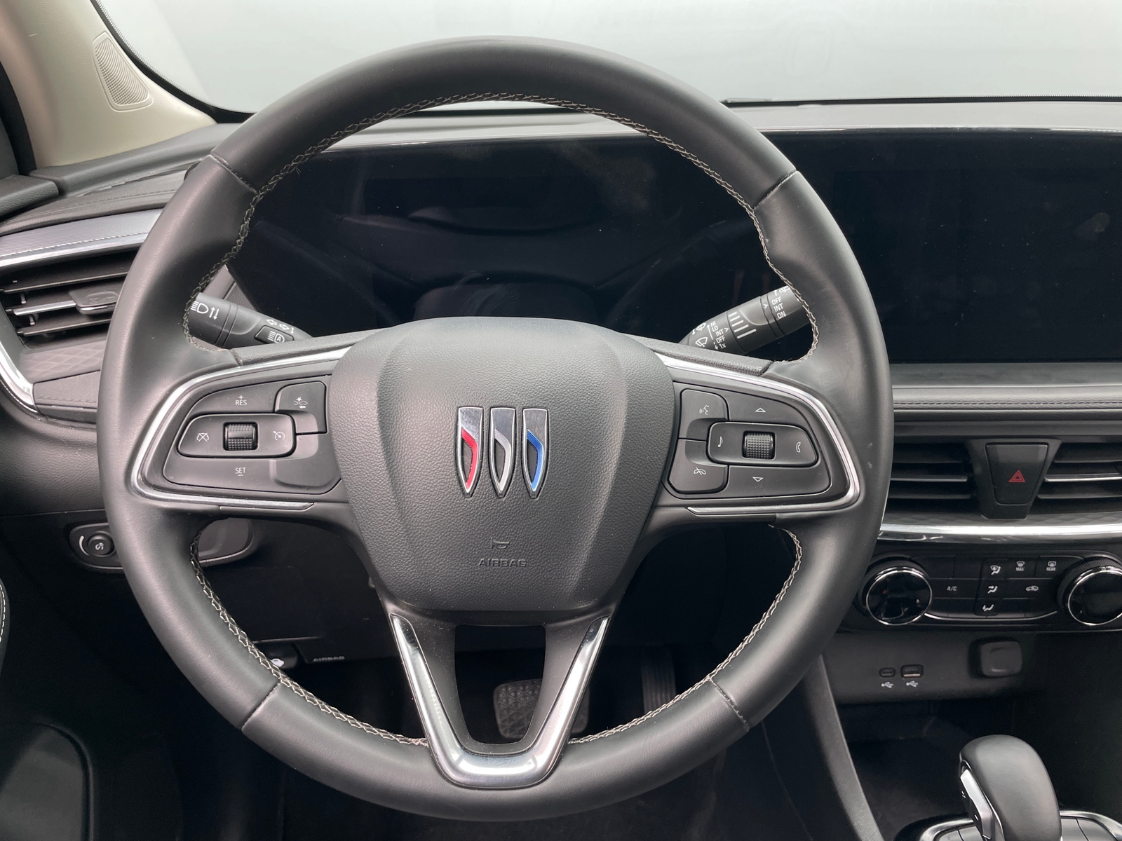 Thumbnail: 2025 Buick Encore GX - 4