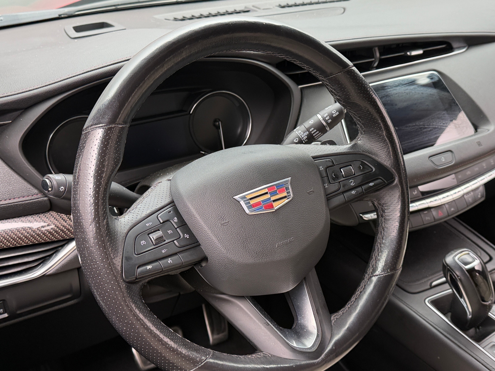 Thumbnail: 2019 Cadillac XT4 - 4
