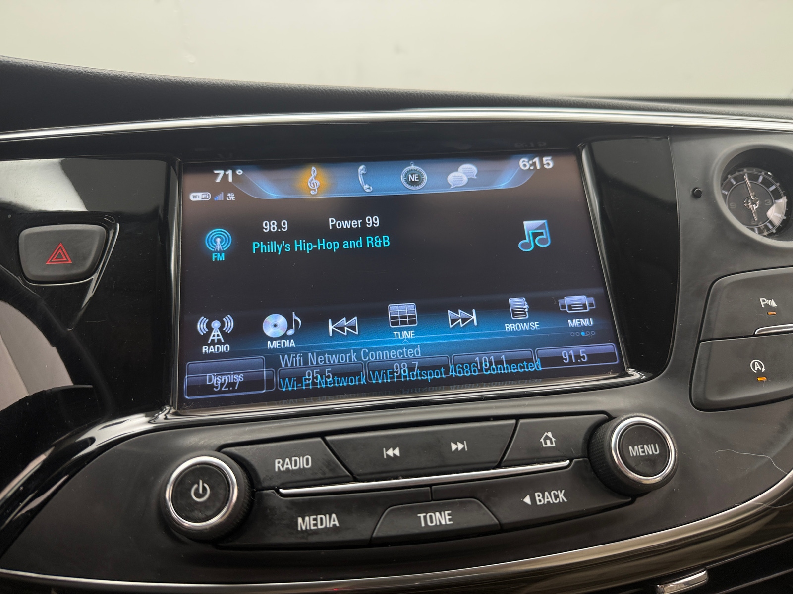 Thumbnail: 2020 Buick Envision - 3