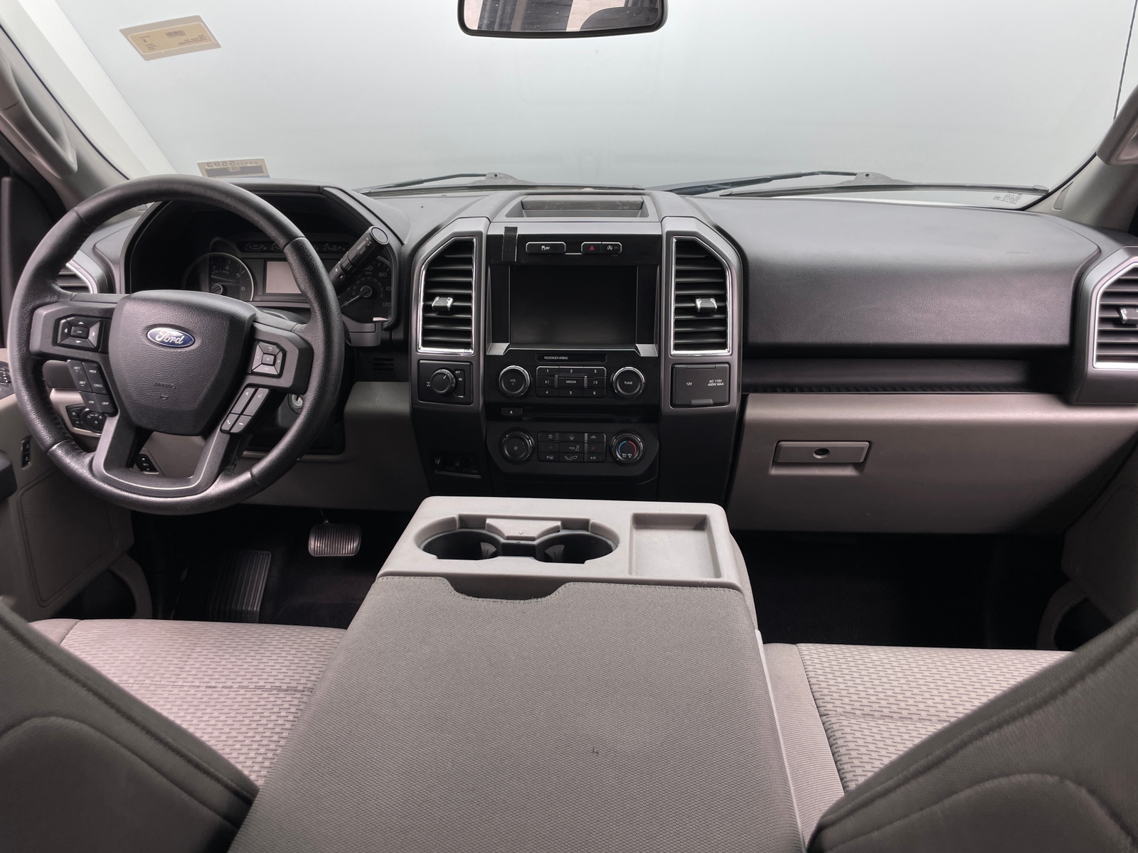 Thumbnail: 2015 Ford Econoline - 3