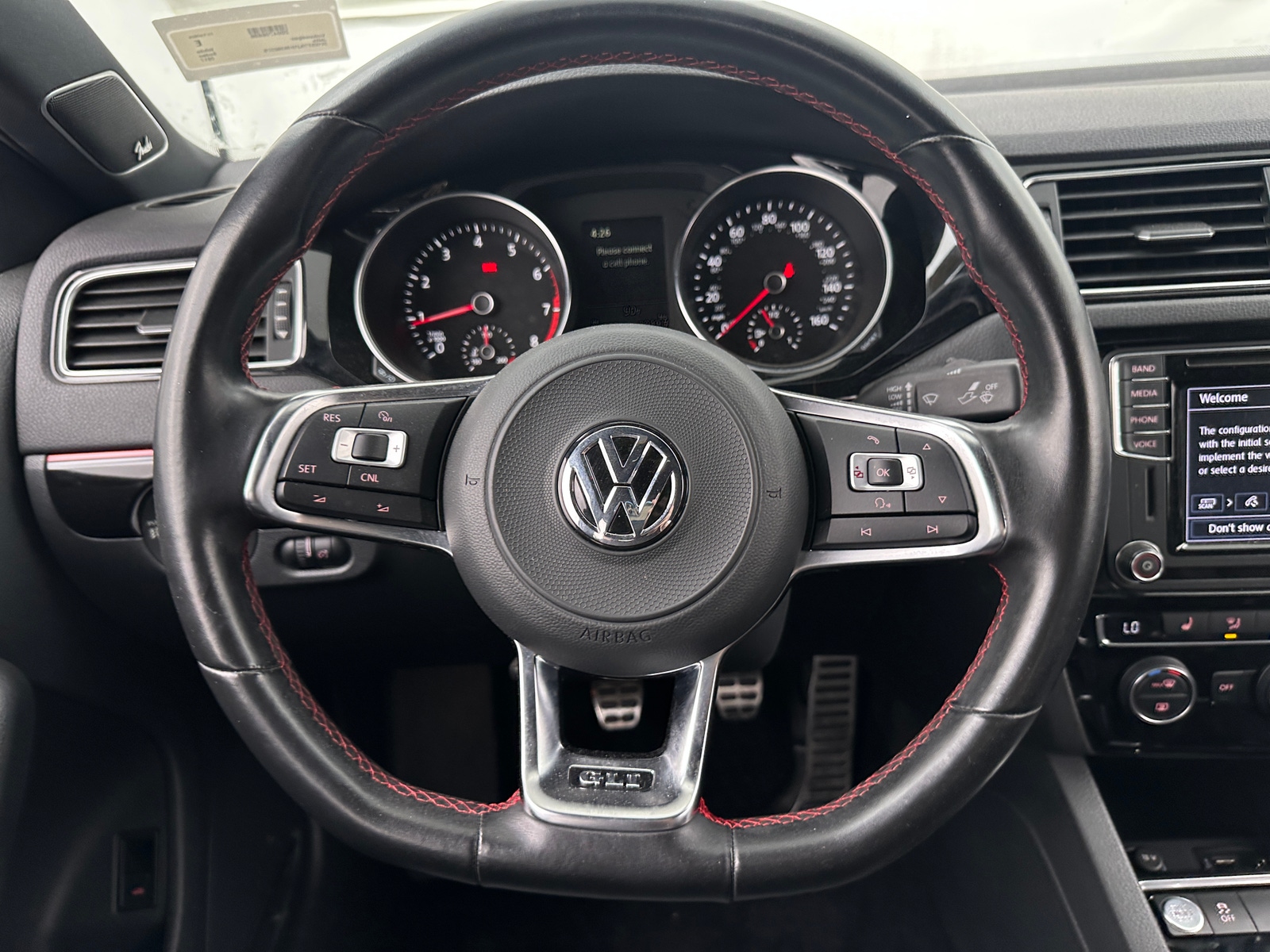 Thumbnail: 2017 Volkswagen Jetta - 4