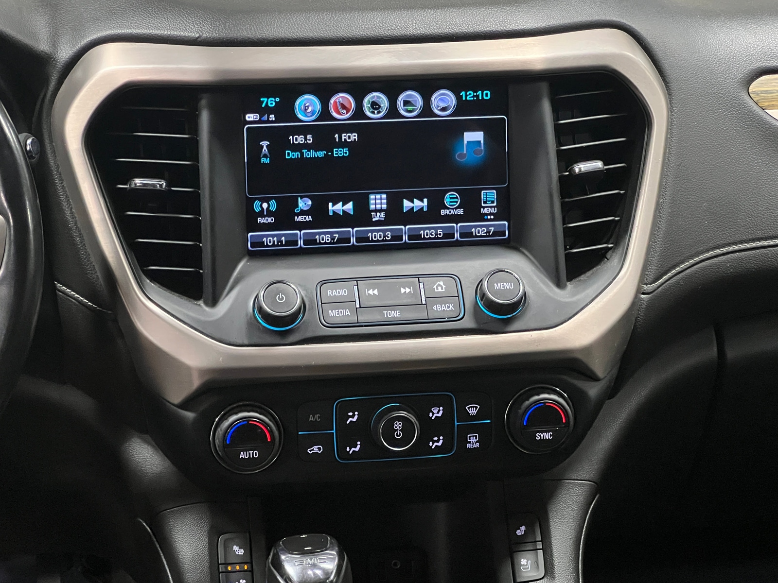 Thumbnail: 2019 GMC Acadia - 3