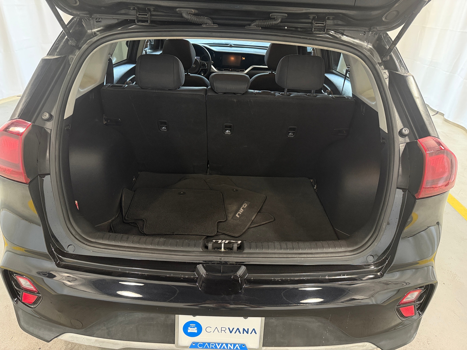 Thumbnail: 2020 Kia Niro - 7