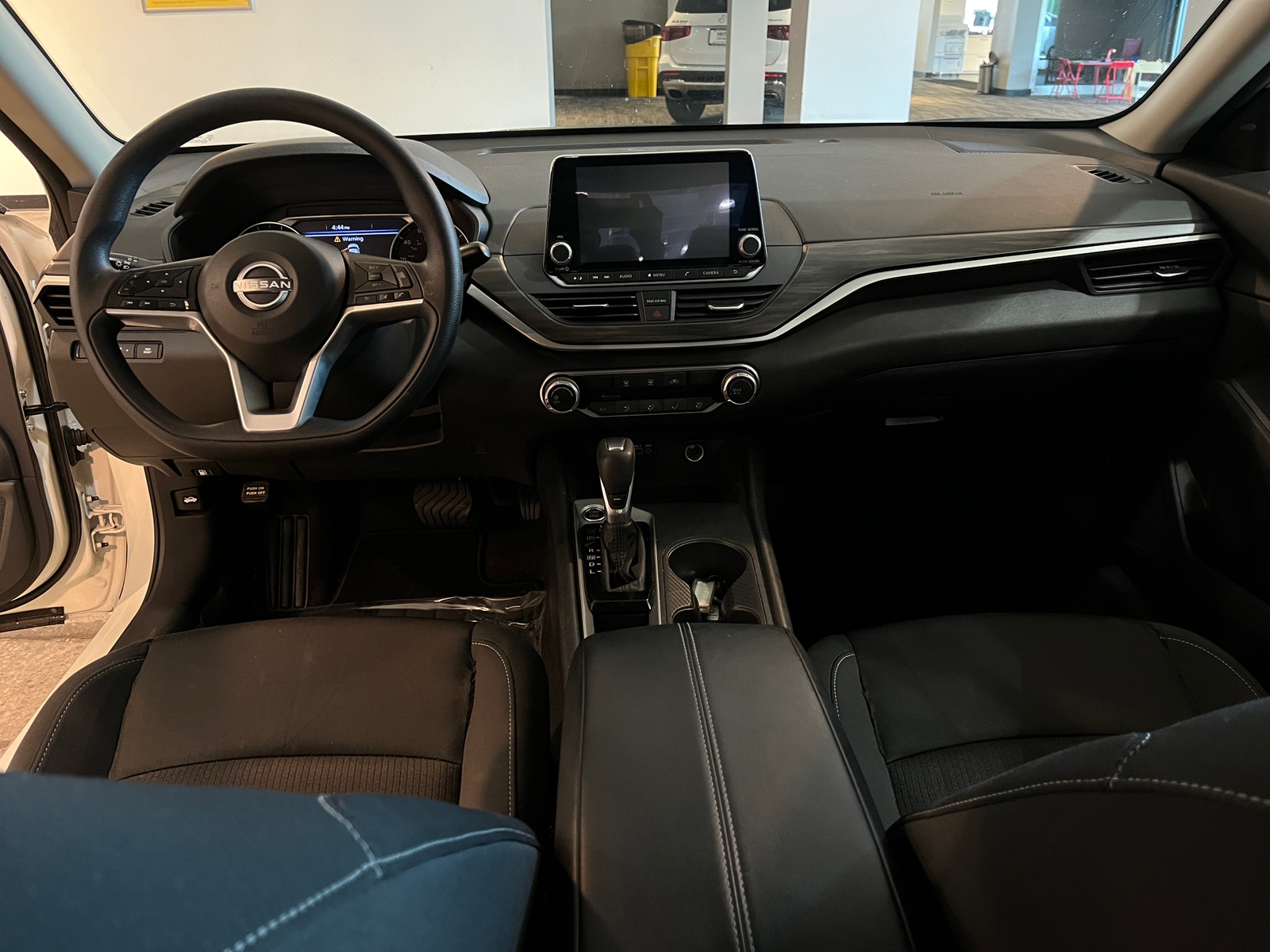 Thumbnail: 2025 Nissan Altima - 3