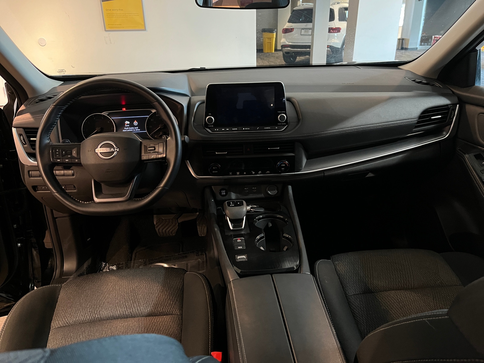 Thumbnail: 2025 Nissan Rogue - 3