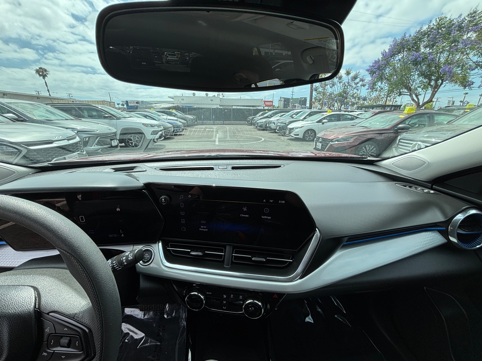 Thumbnail: 2025 Chevrolet Trax - 3