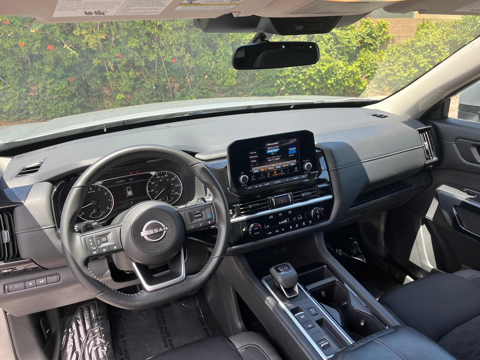 Thumbnail: 2025 Nissan Pathfinder - 3
