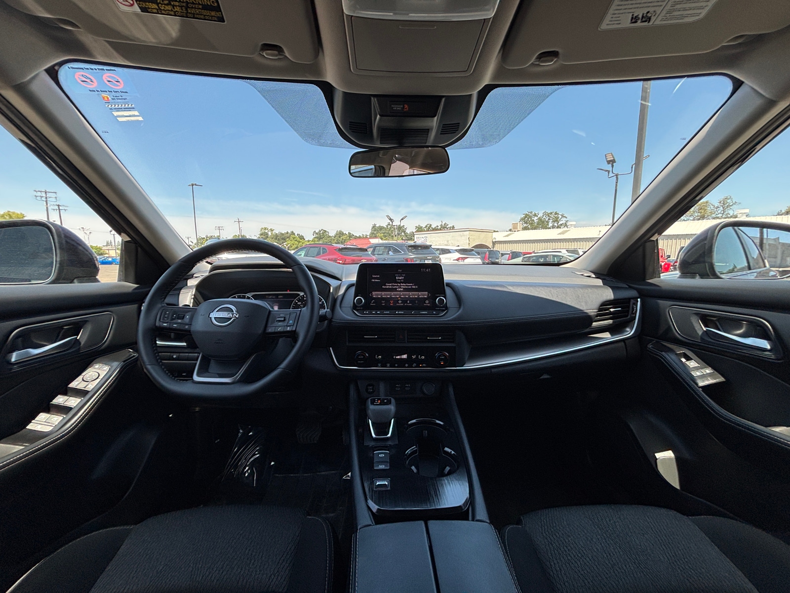 Thumbnail: 2025 Nissan Rogue - 3