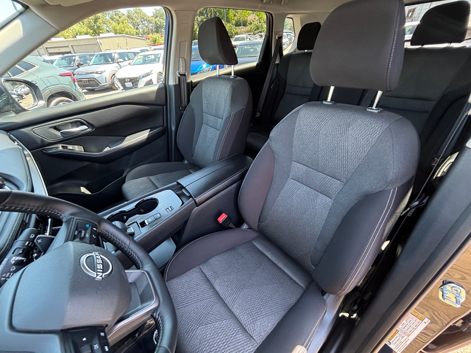 Thumbnail: 2025 Nissan Rogue - 2
