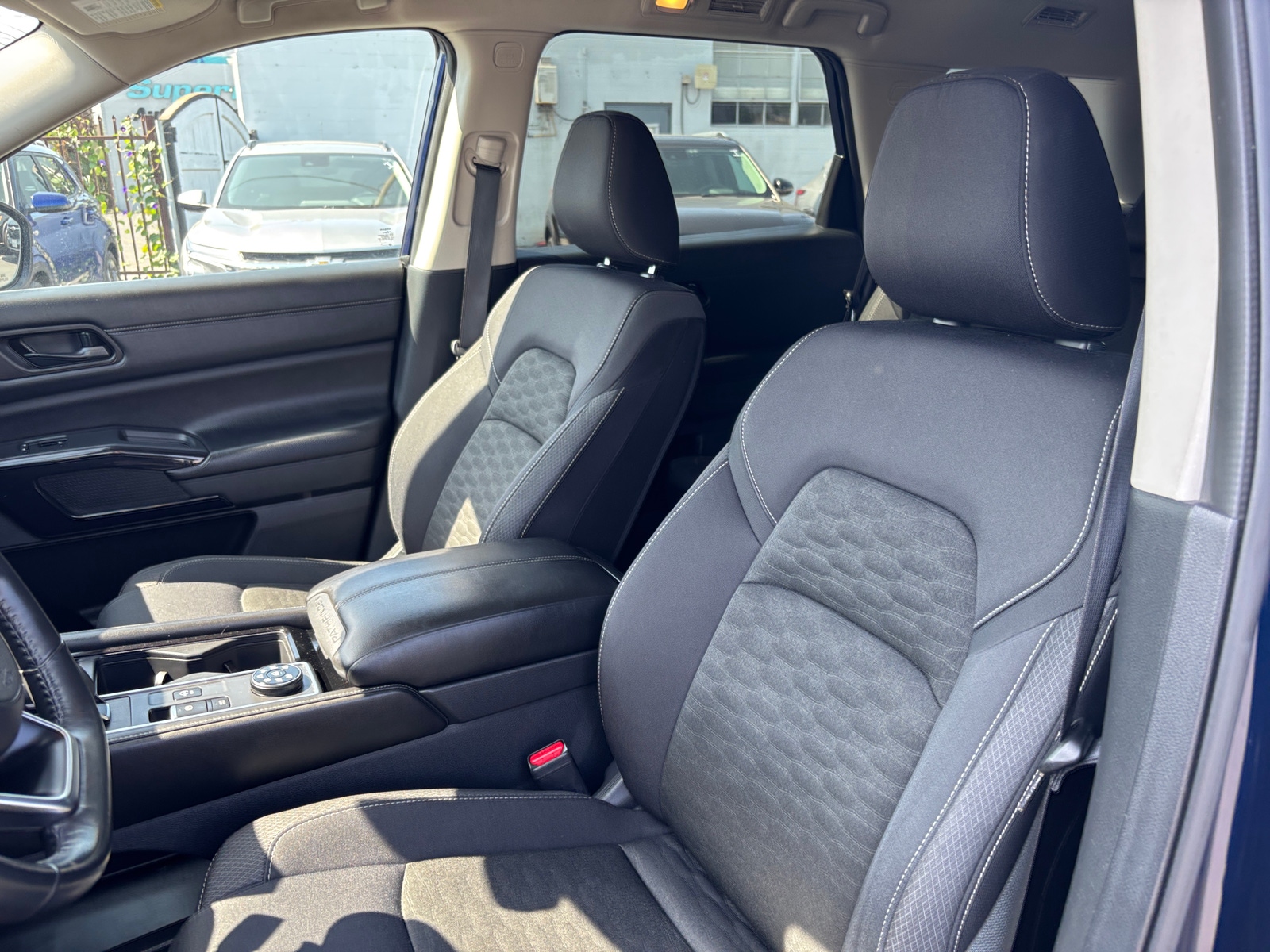 Thumbnail: 2025 Nissan Pathfinder - 2