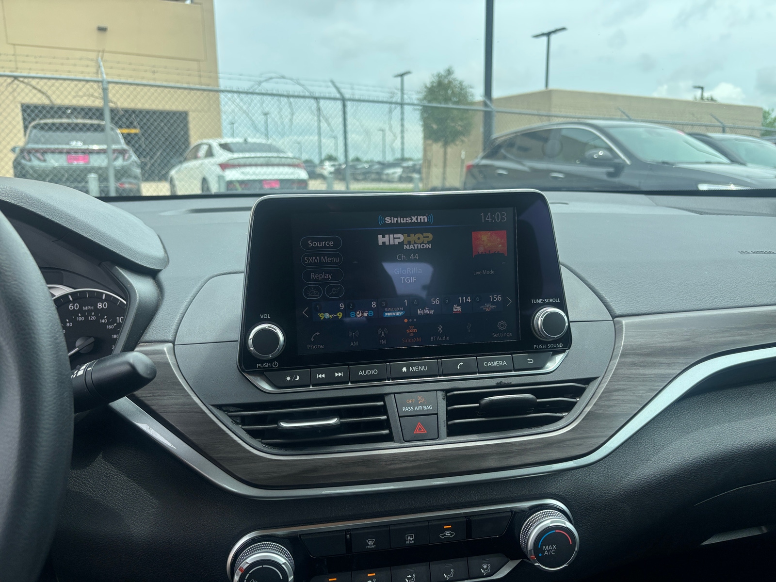Thumbnail: 2025 Nissan Altima - 4