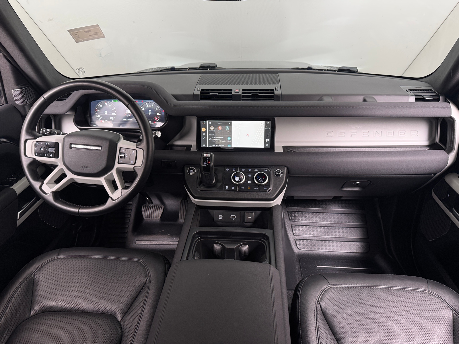 Thumbnail: 2023 Land Rover Defender - 2