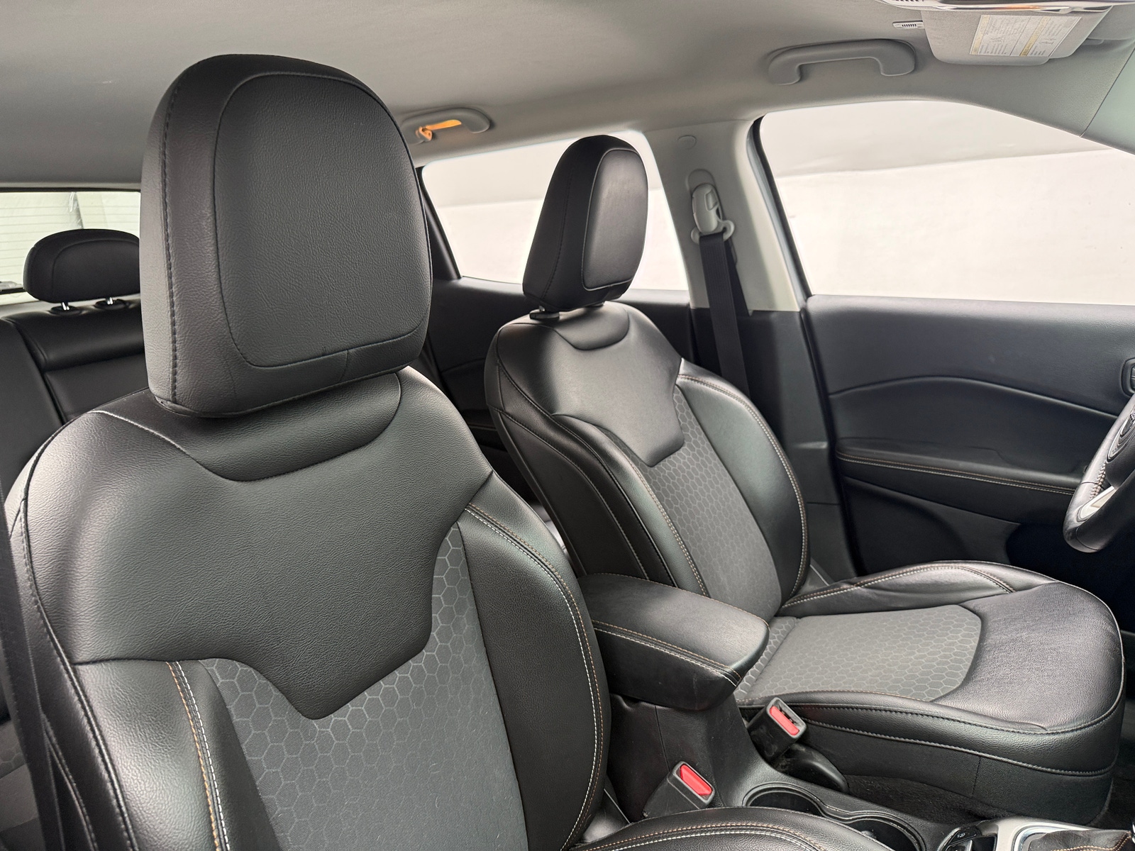 Thumbnail: 2019 Jeep Compass - 2