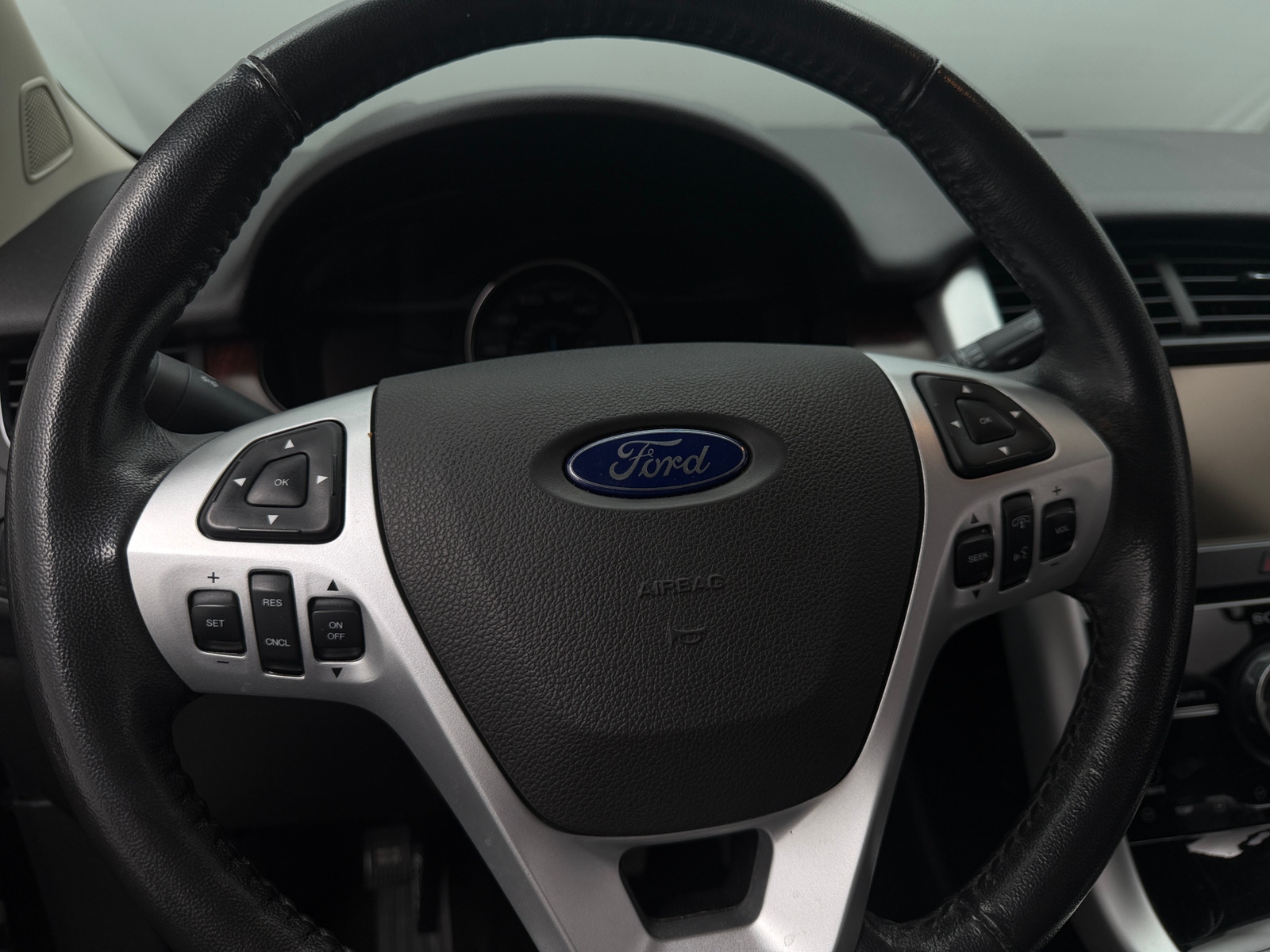 Thumbnail: 2013 Ford Edge - 4