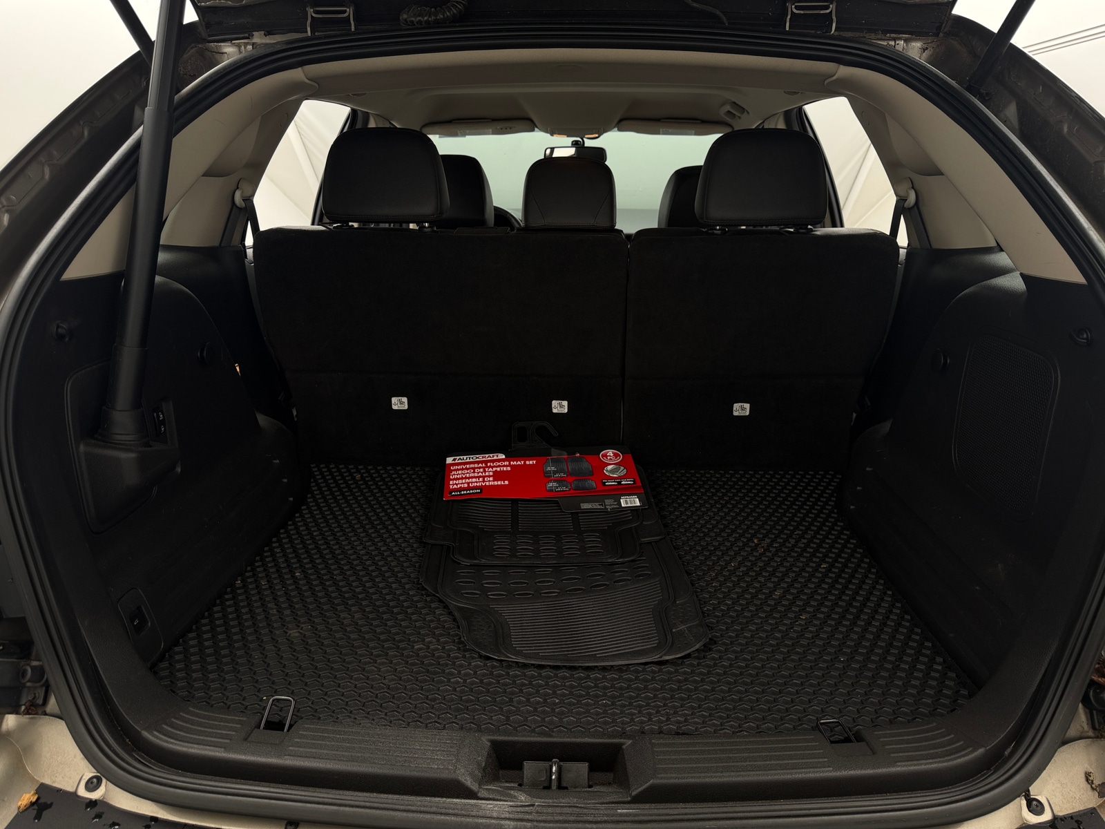 Thumbnail: 2013 Ford Edge - 6