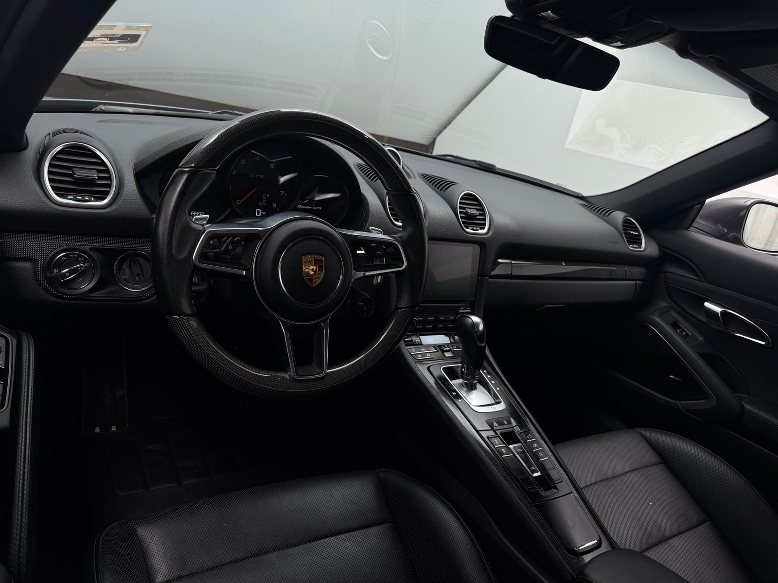 Thumbnail: 2018 Porsche 718 Boxster - 2