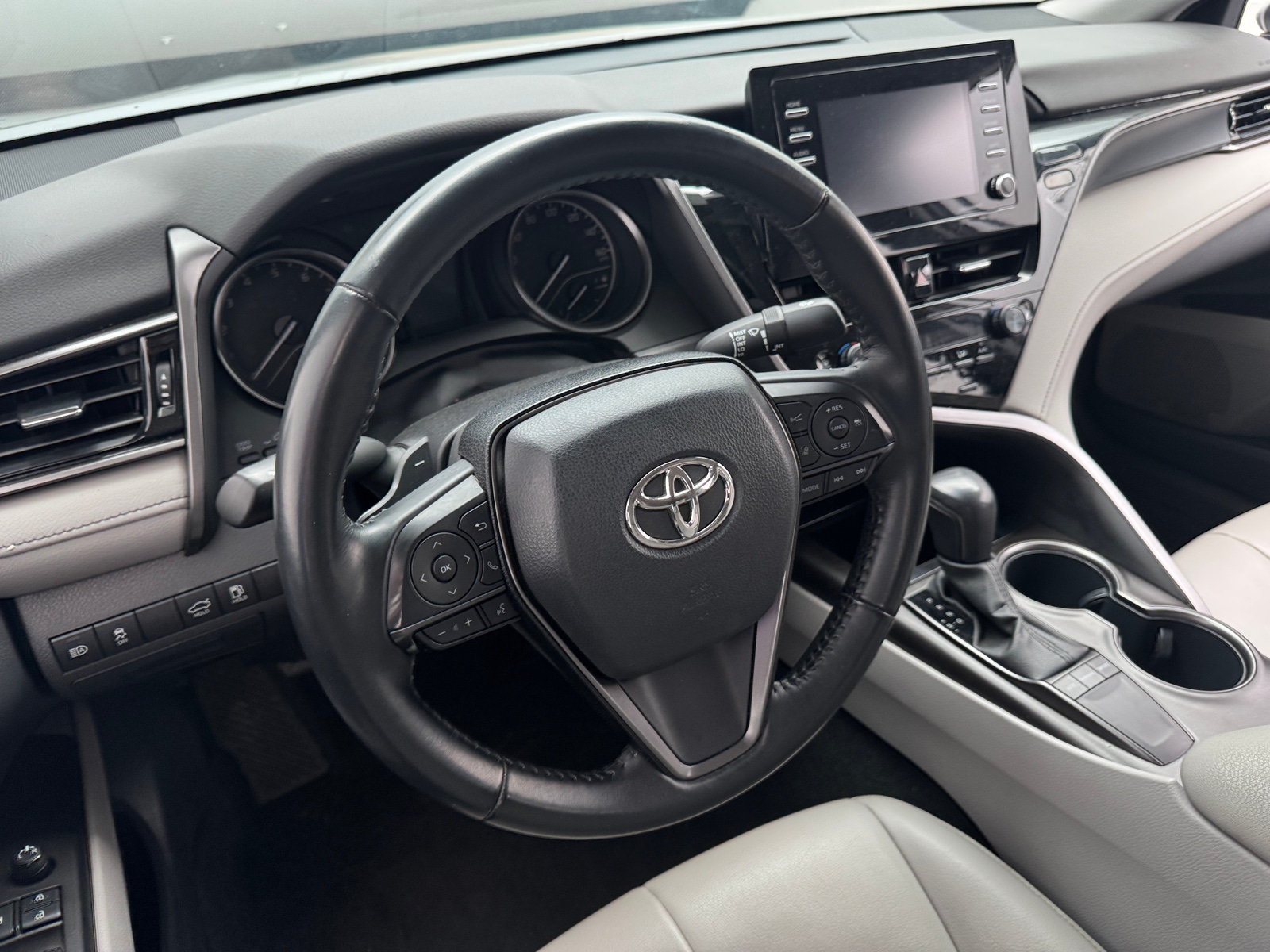Thumbnail: 2022 Toyota Camry - 4
