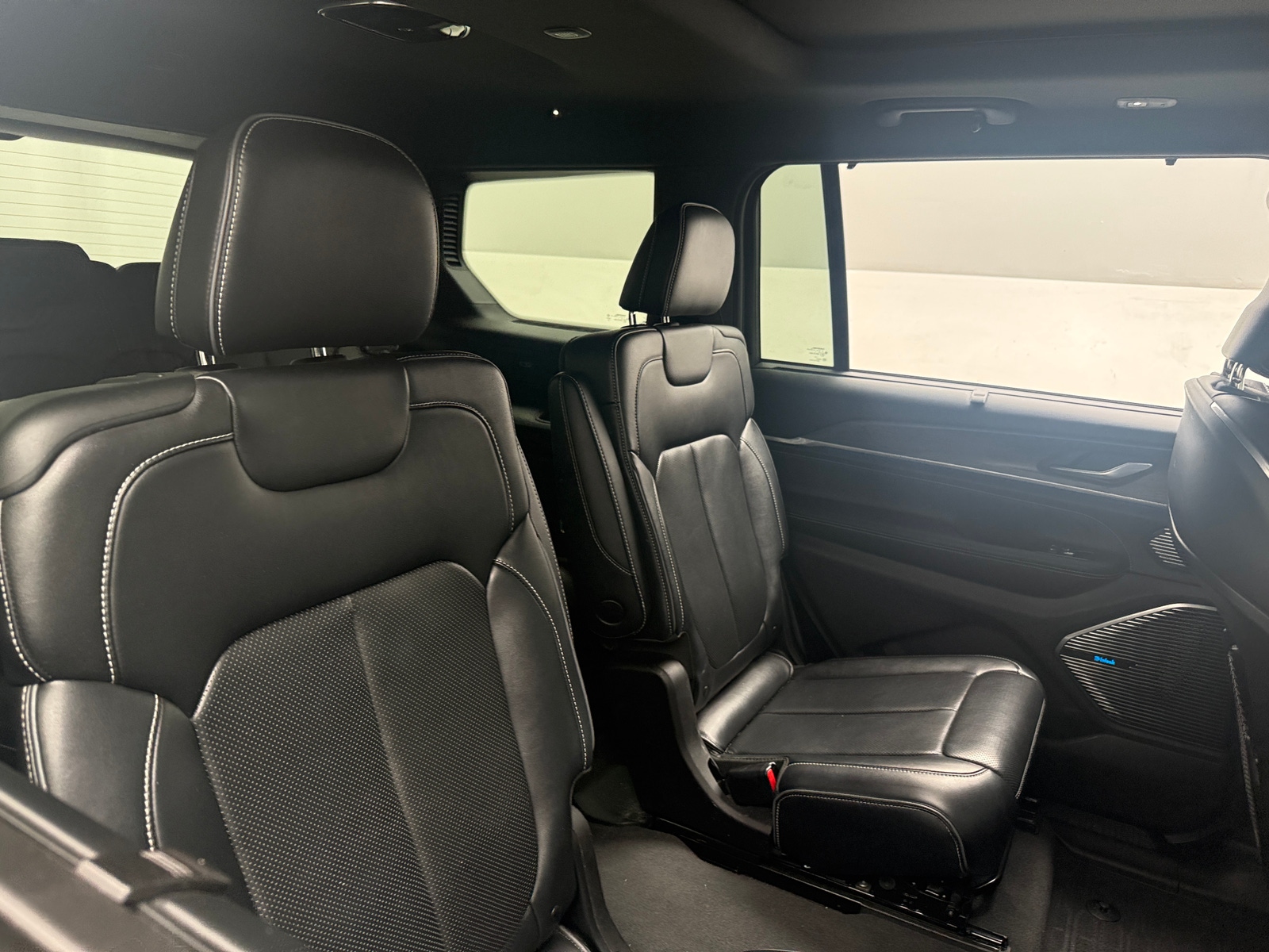 Thumbnail: 2021 Jeep Grand Cherokee L - 5