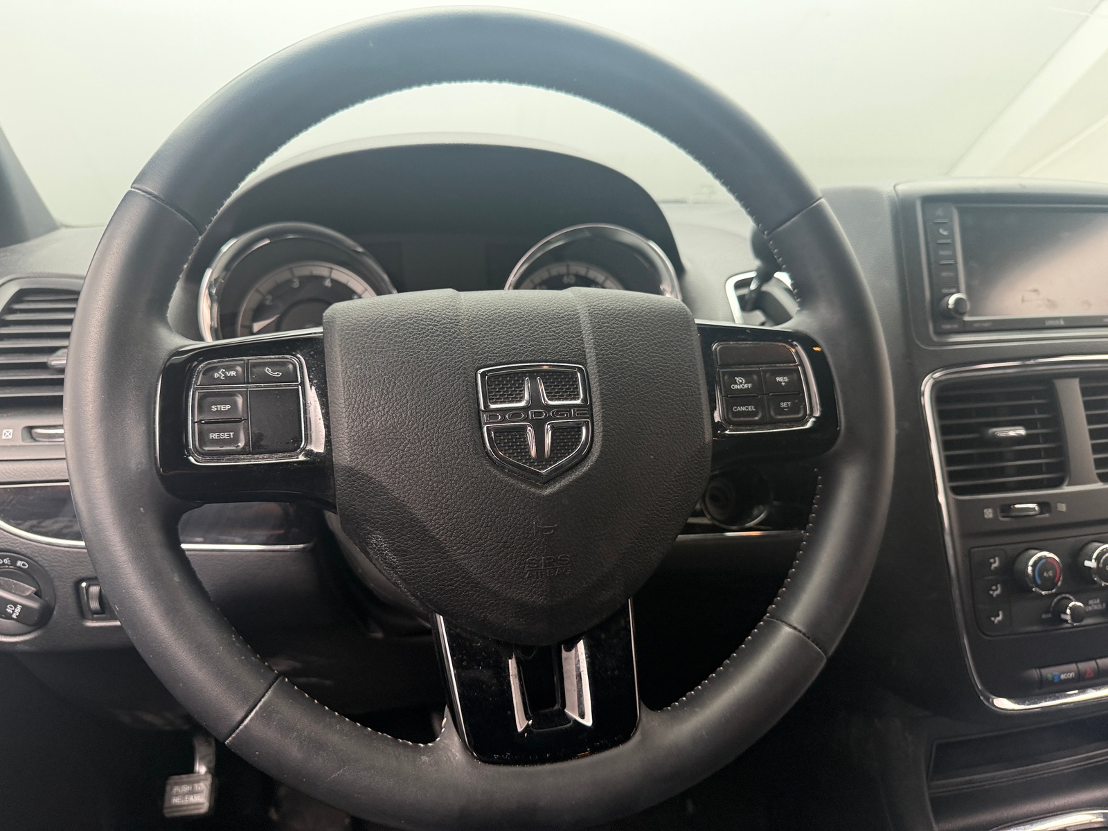 Thumbnail: 2019 Dodge Grand Caravan - 4