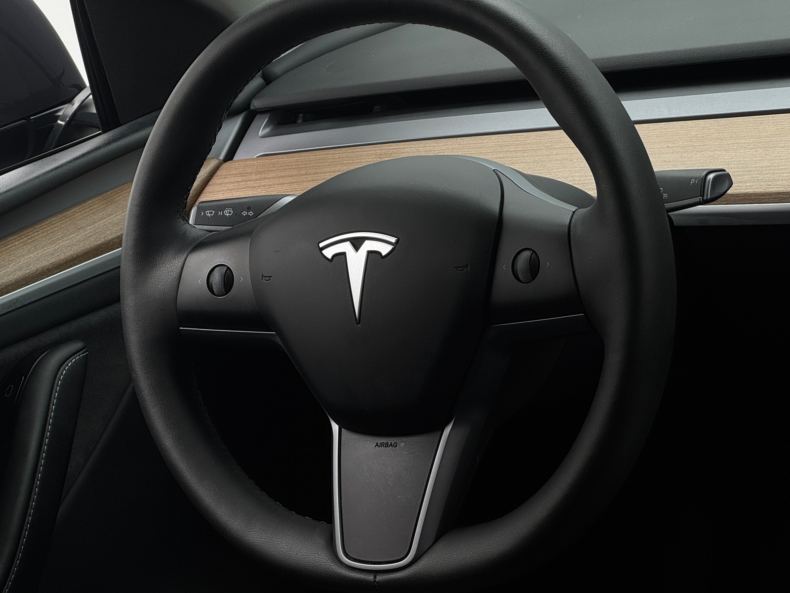Thumbnail: 2023 Tesla Model Y - 4
