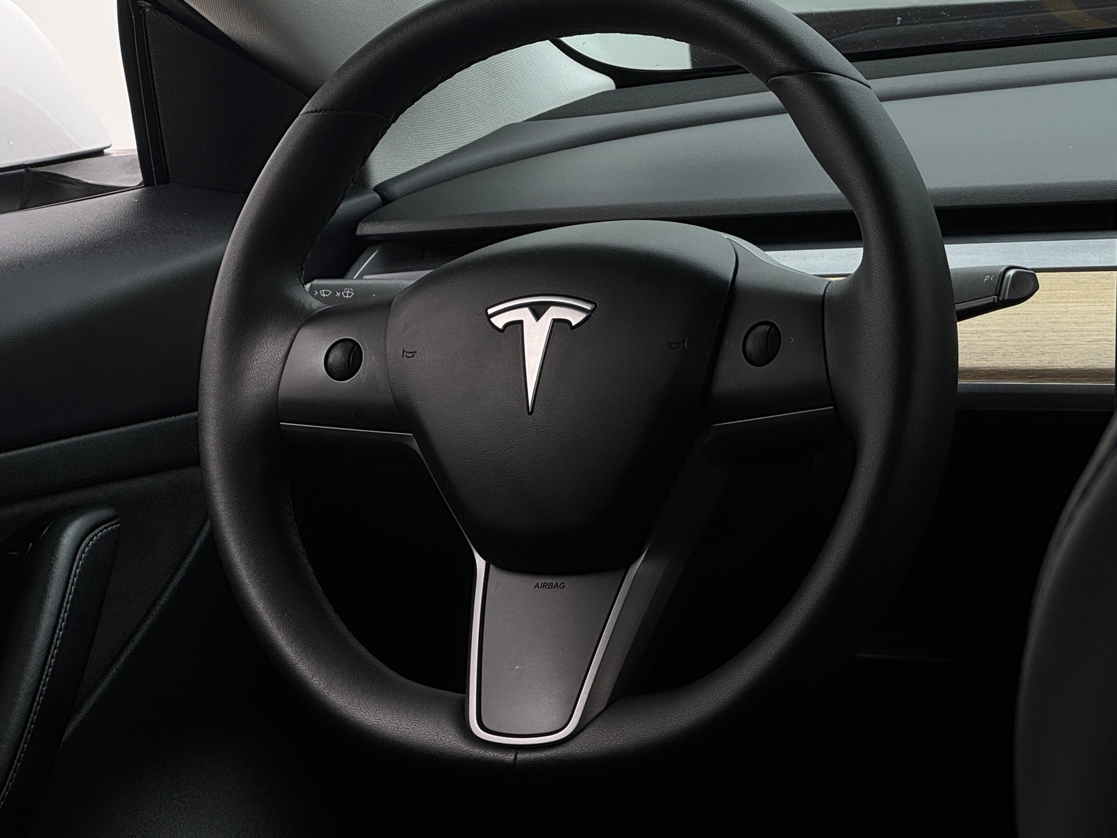 Thumbnail: 2020 Tesla Model 3 - 4