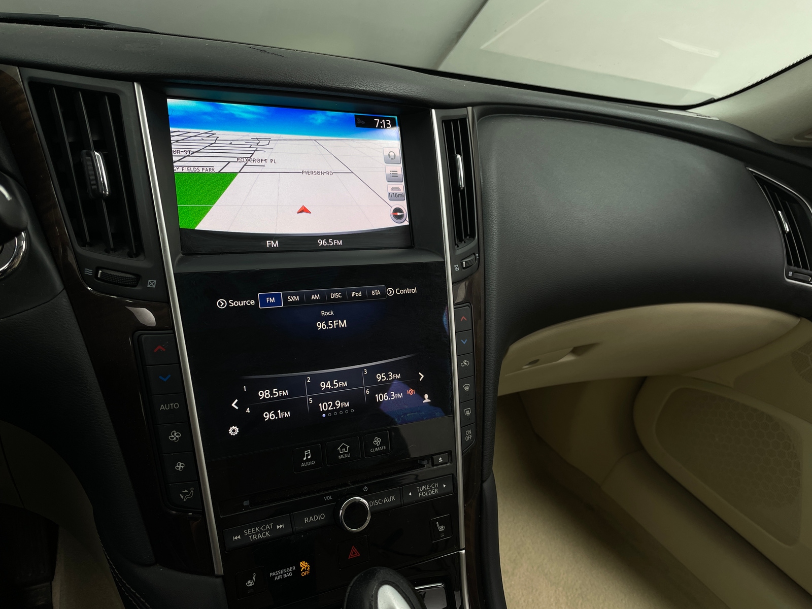 Thumbnail: 2016 INFINITI Q50 - 4