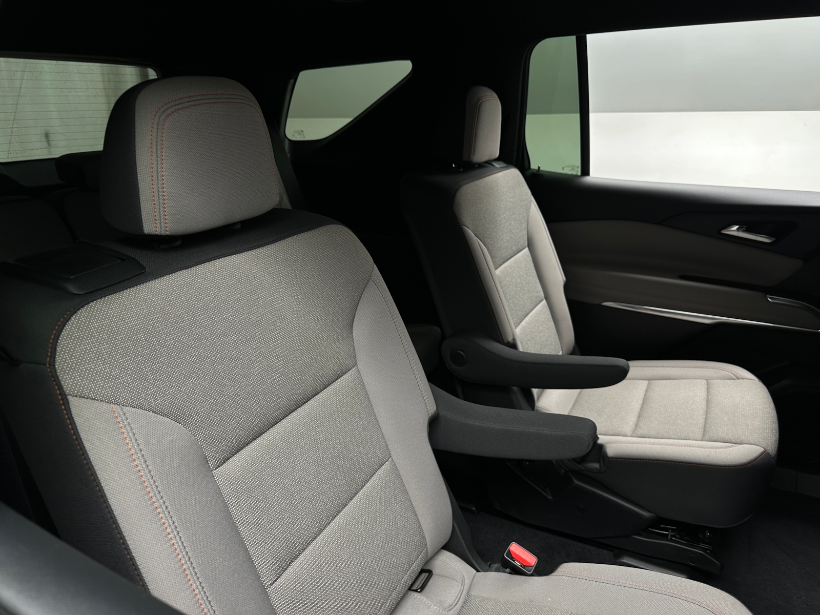 Thumbnail: 2025 Chevrolet Traverse - 6