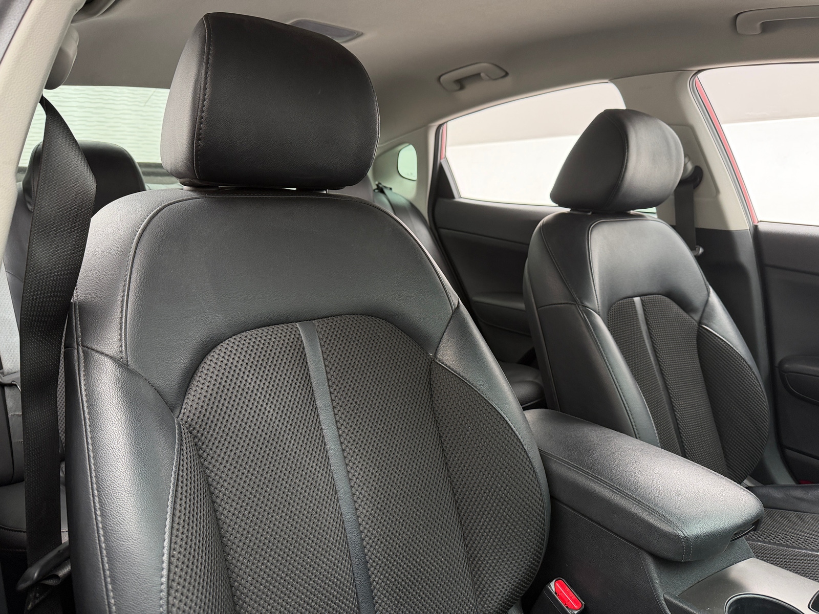 Thumbnail: 2019 Kia Optima - 2