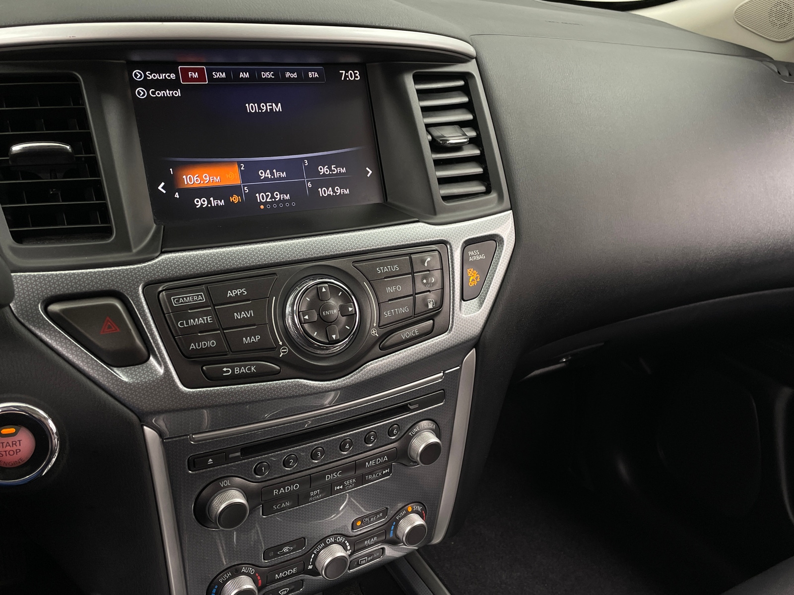 Thumbnail: 2019 Nissan Pathfinder - 3