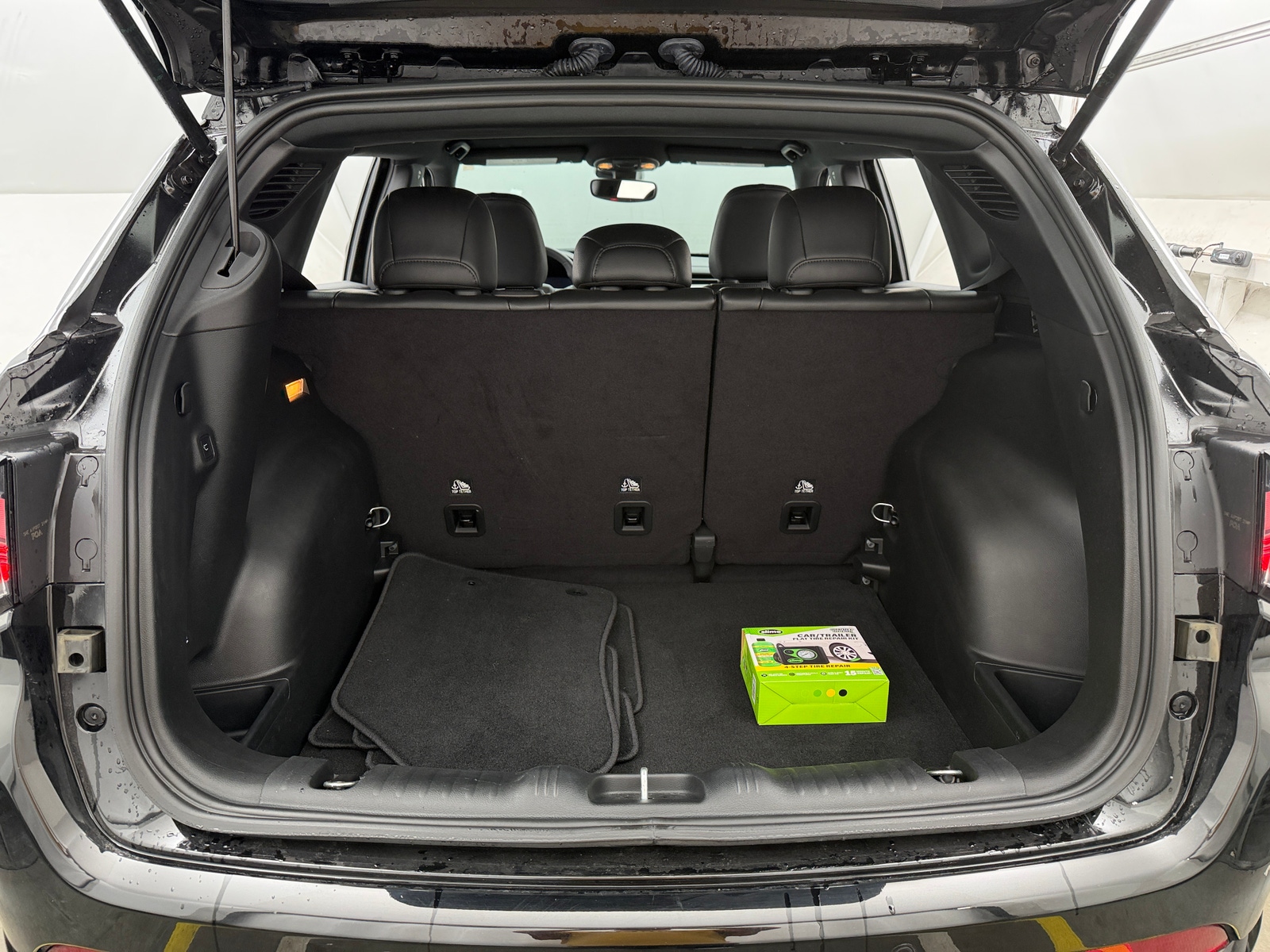 Thumbnail: 2023 Jeep Compass - 6