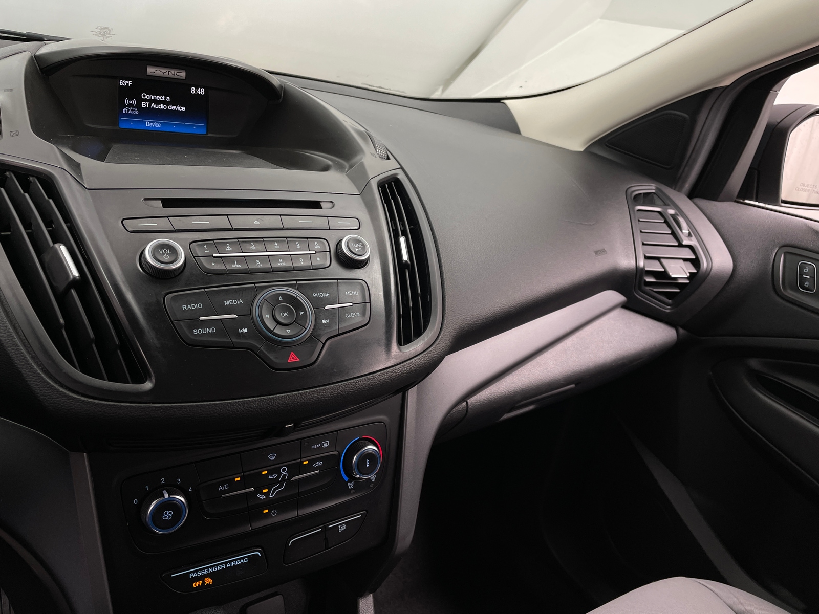 Thumbnail: 2017 Ford Escape - 4