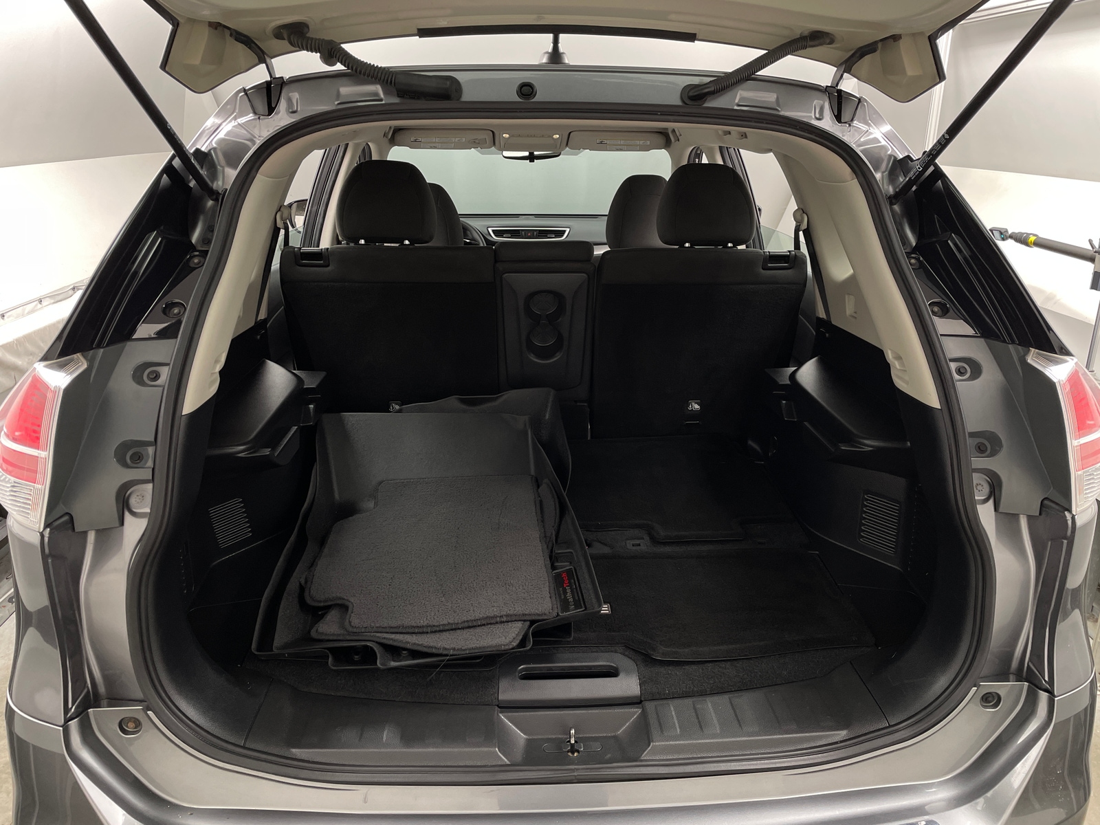 Thumbnail: 2016 Nissan Rogue - 7