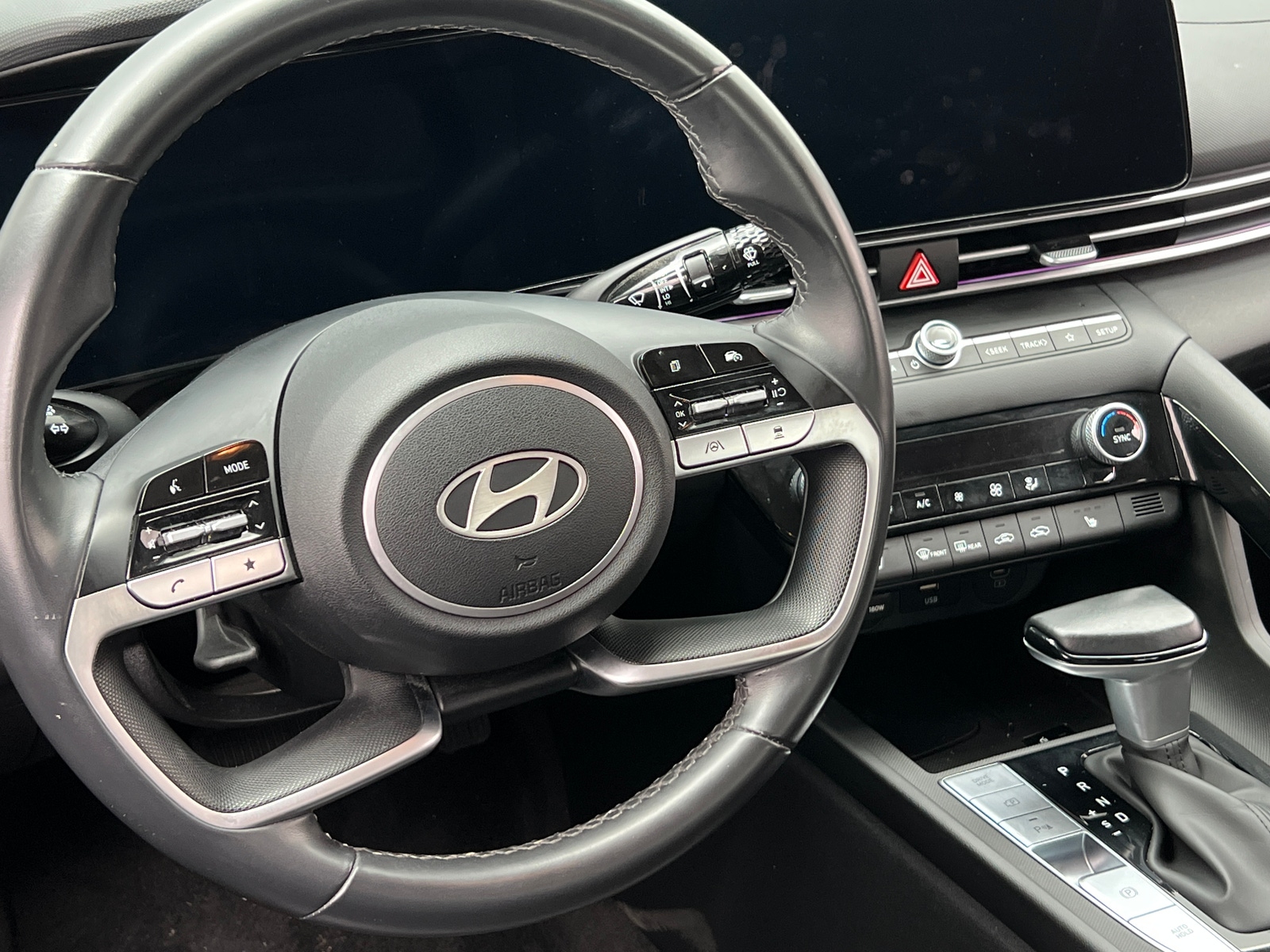Thumbnail: 2024 Hyundai Elantra - 4
