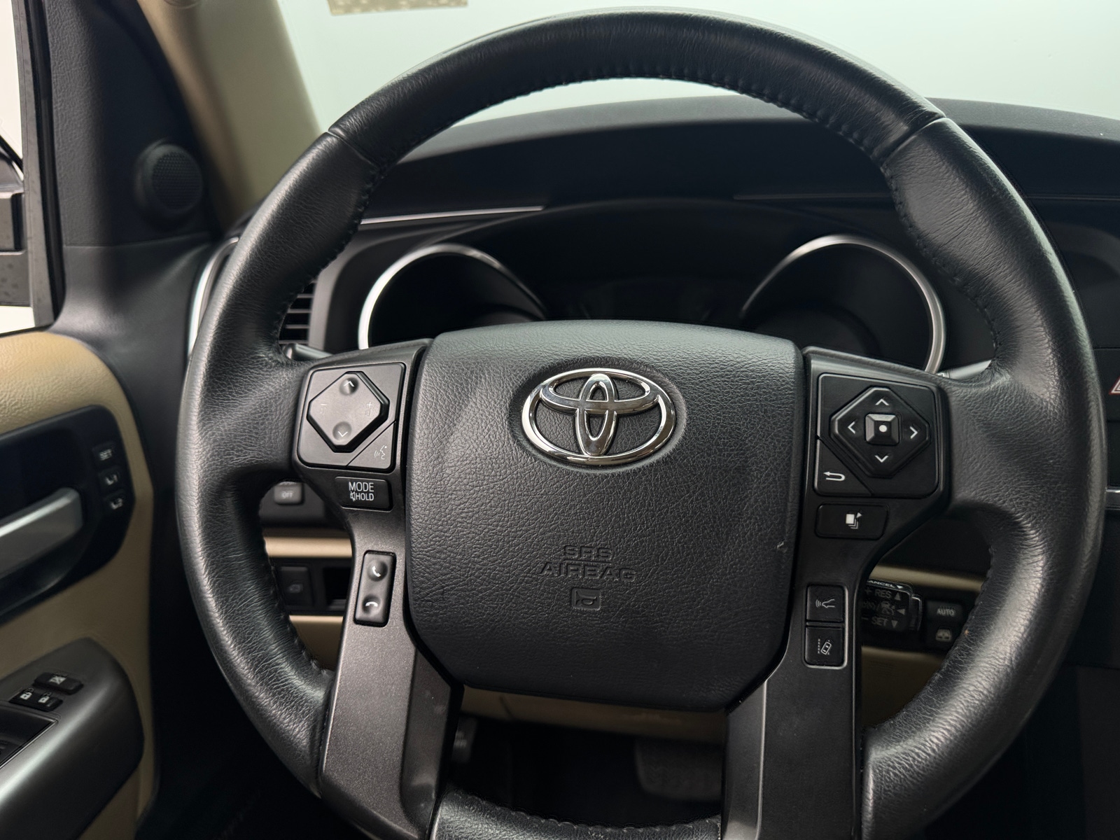 Thumbnail: 2019 Toyota Sequoia - 4