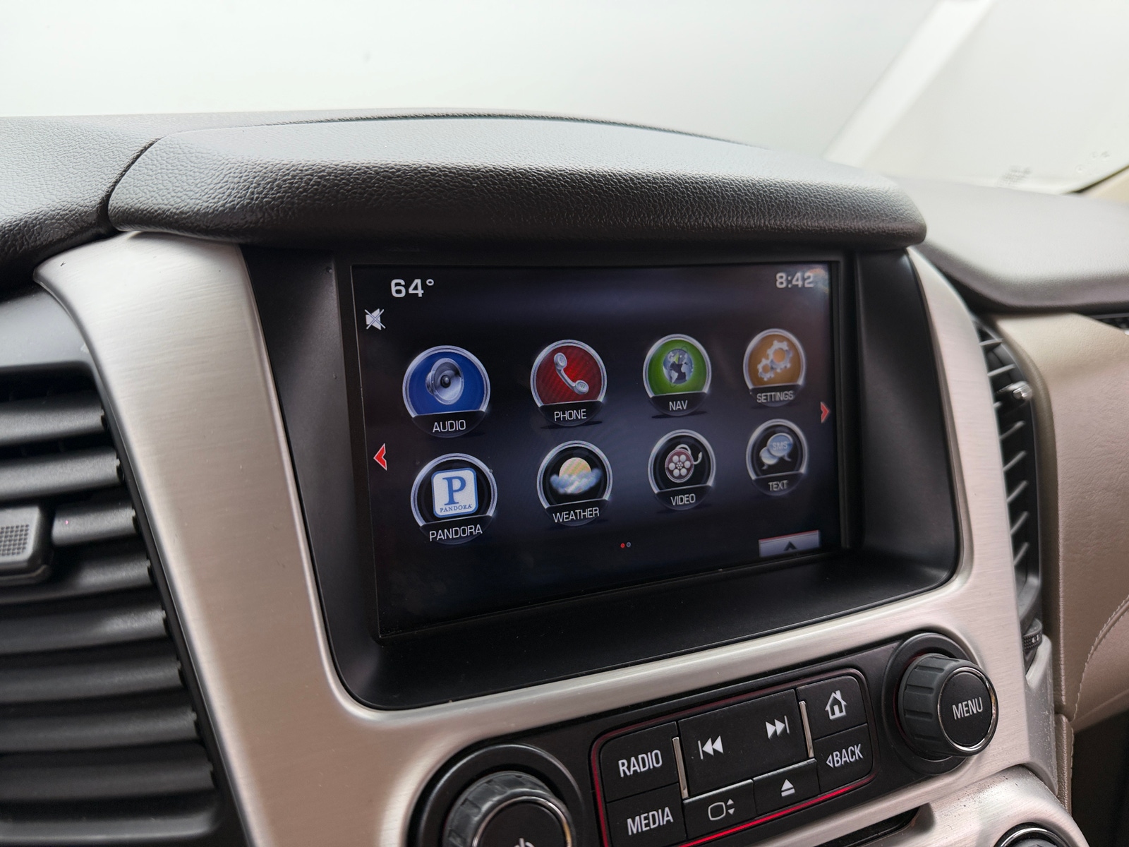 Thumbnail: 2015 GMC Yukon - 3