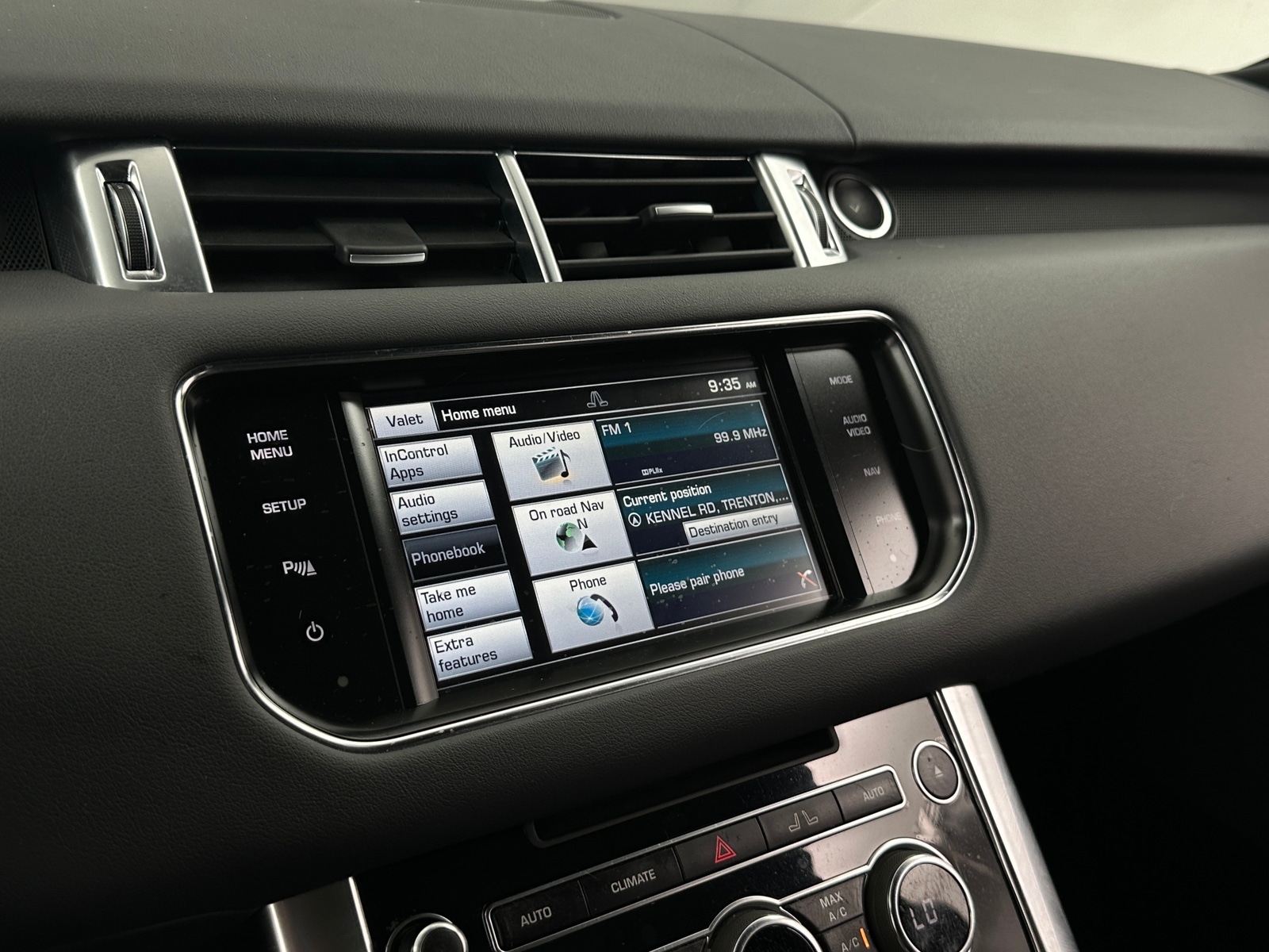 Thumbnail: 2015 Land Rover Range Rover Sport - 3