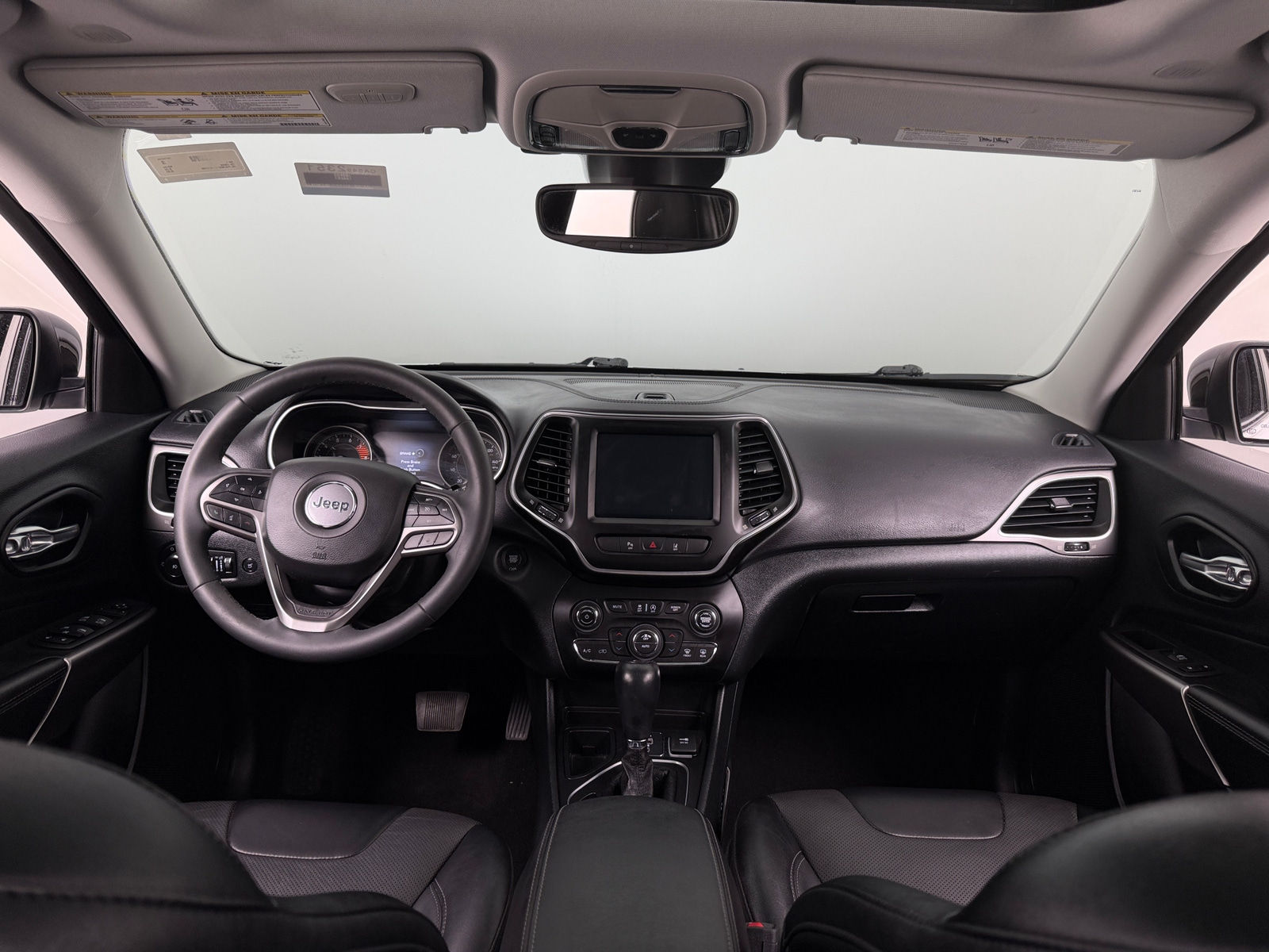 Thumbnail: 2022 Jeep Cherokee - 2