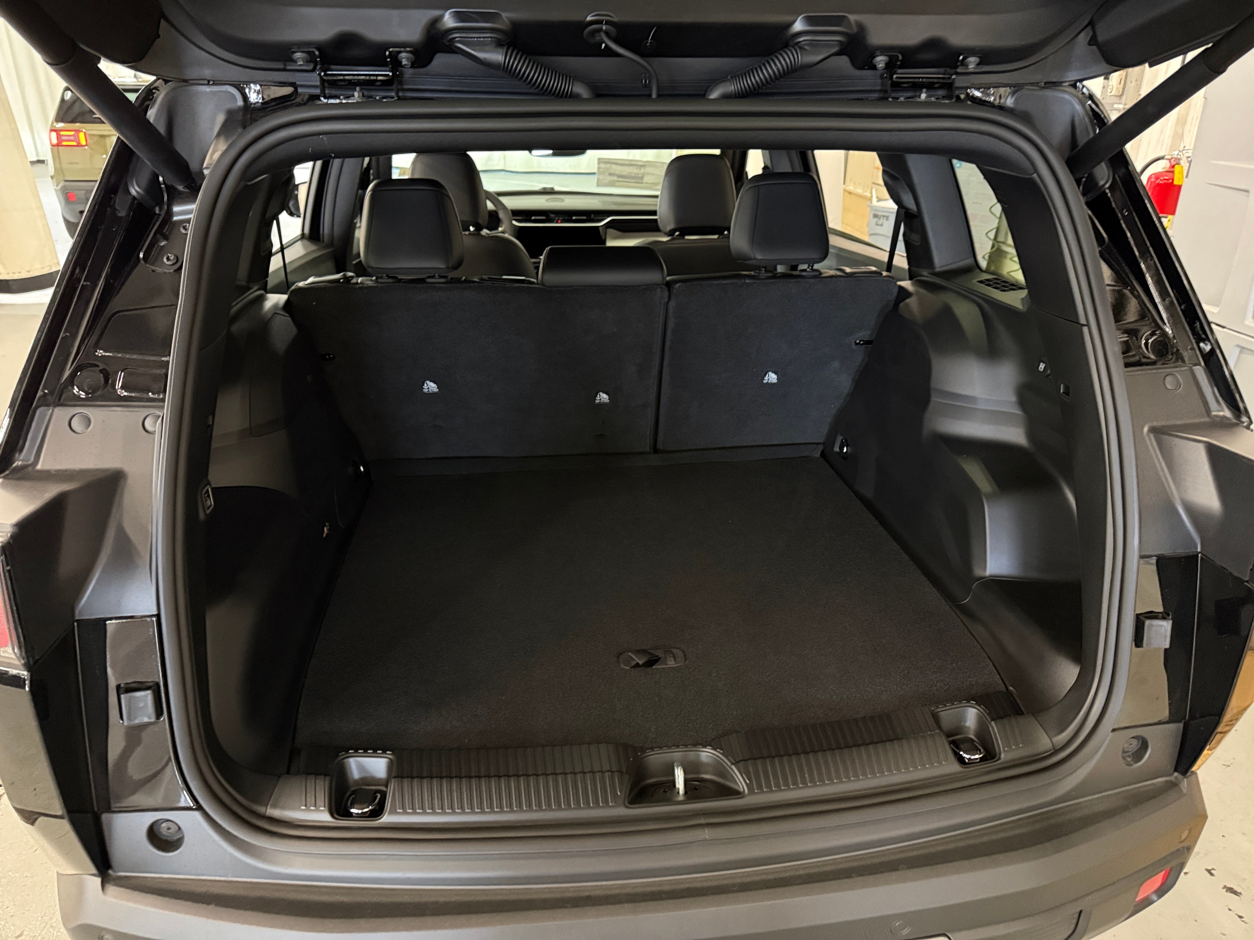 2026 Jeep Cherokee Limited HEV 4X4's photo