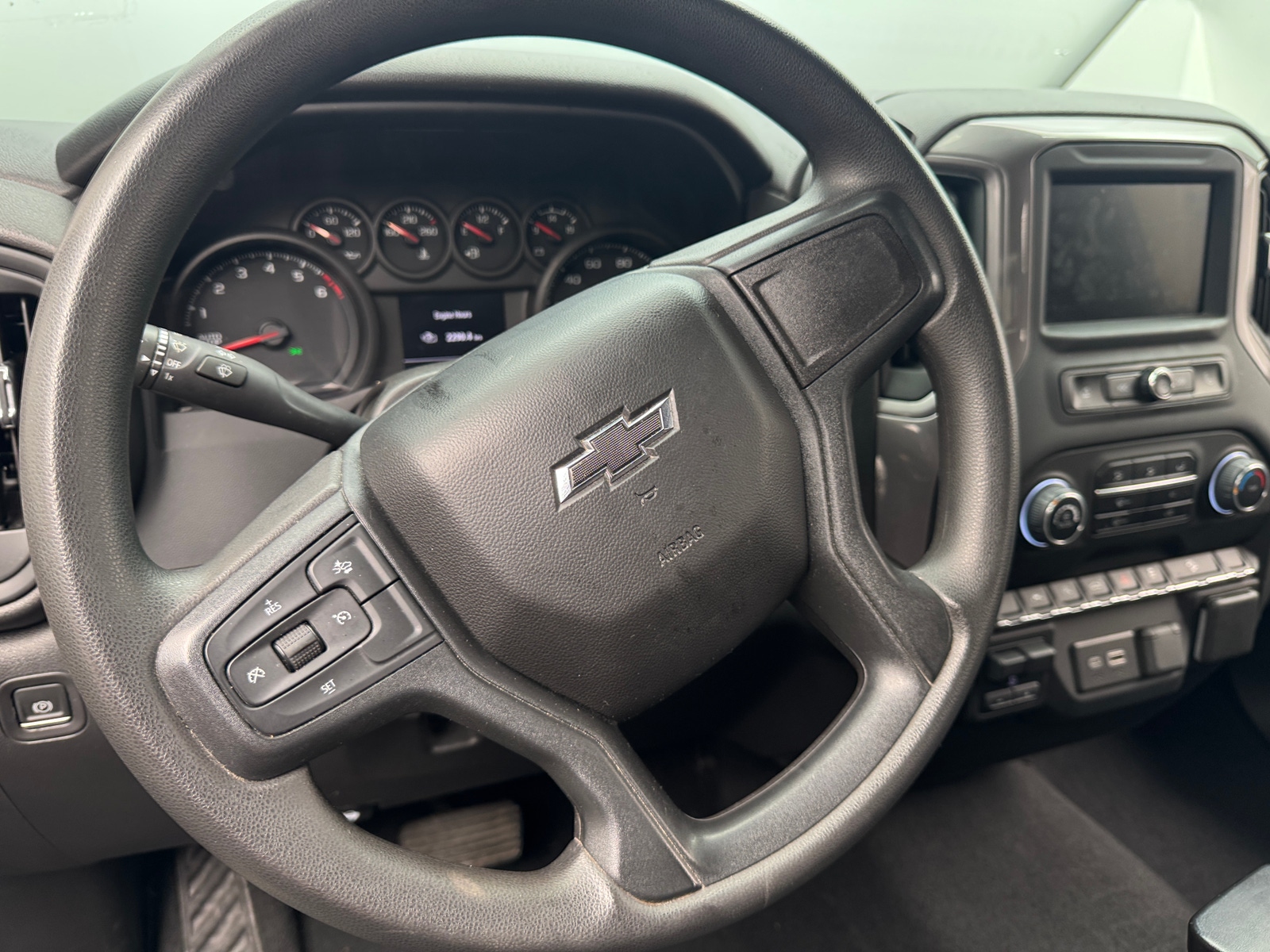Thumbnail: 2023 Chevrolet Silverado 1500 - 5