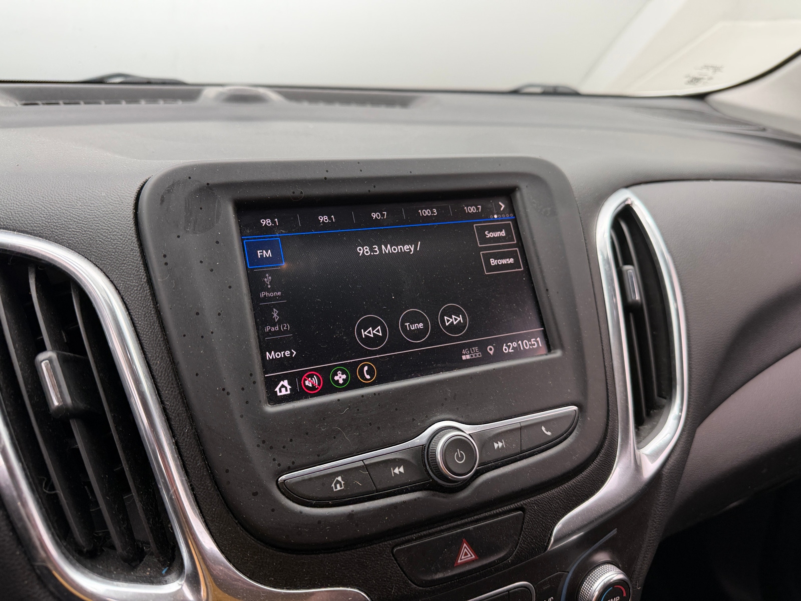 Thumbnail: 2020 Chevrolet Equinox - 4