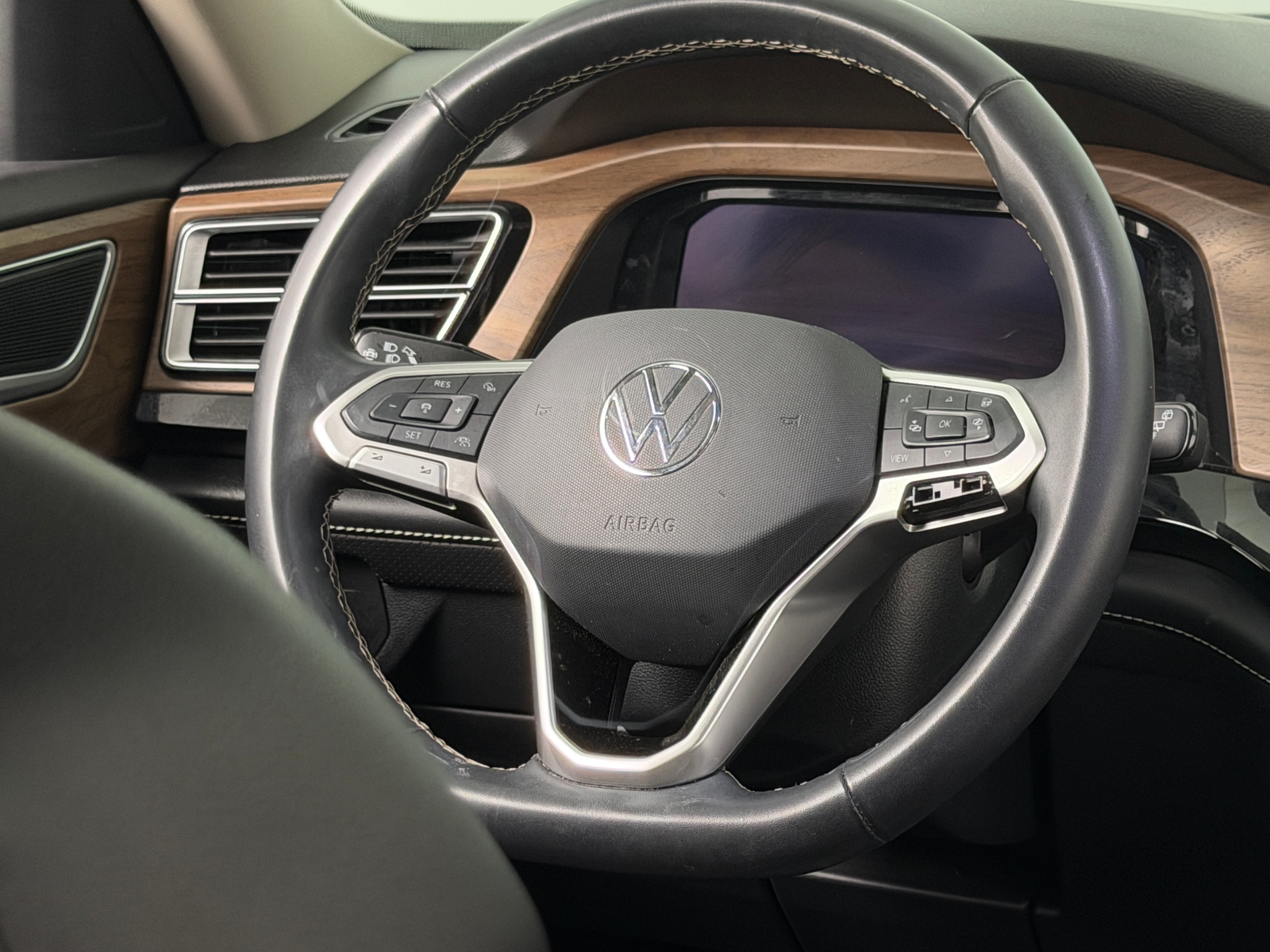 Thumbnail: 2024 Volkswagen Atlas - 4