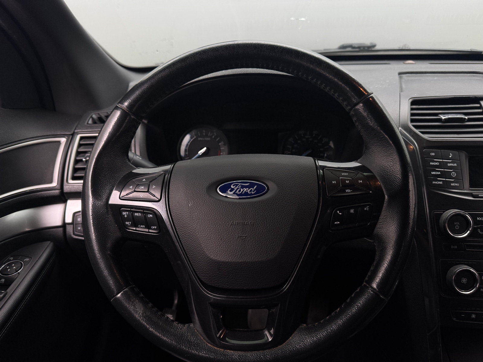 Thumbnail: 2017 Ford Explorer - 5