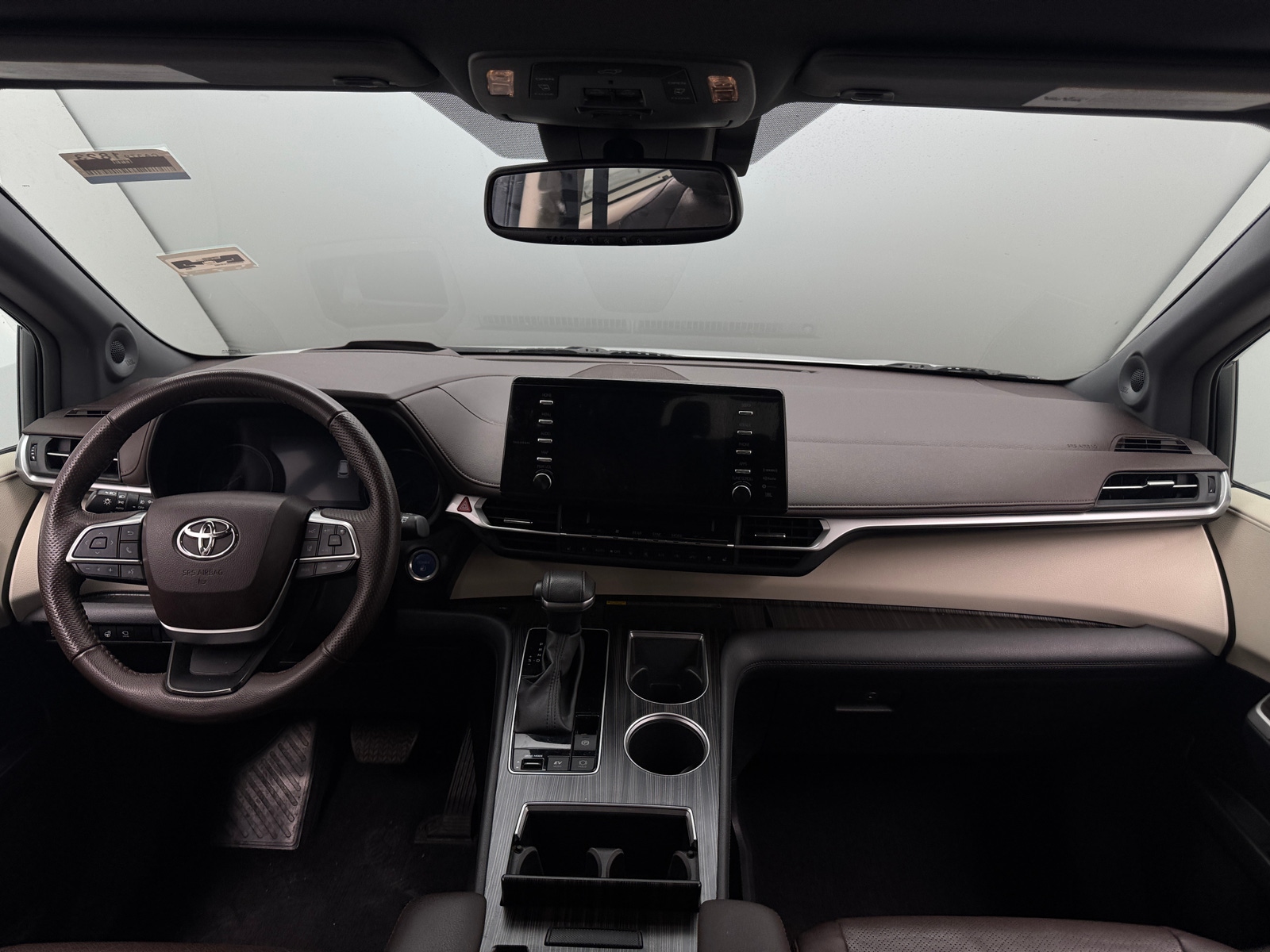 Thumbnail: 2023 Toyota Sienna - 2
