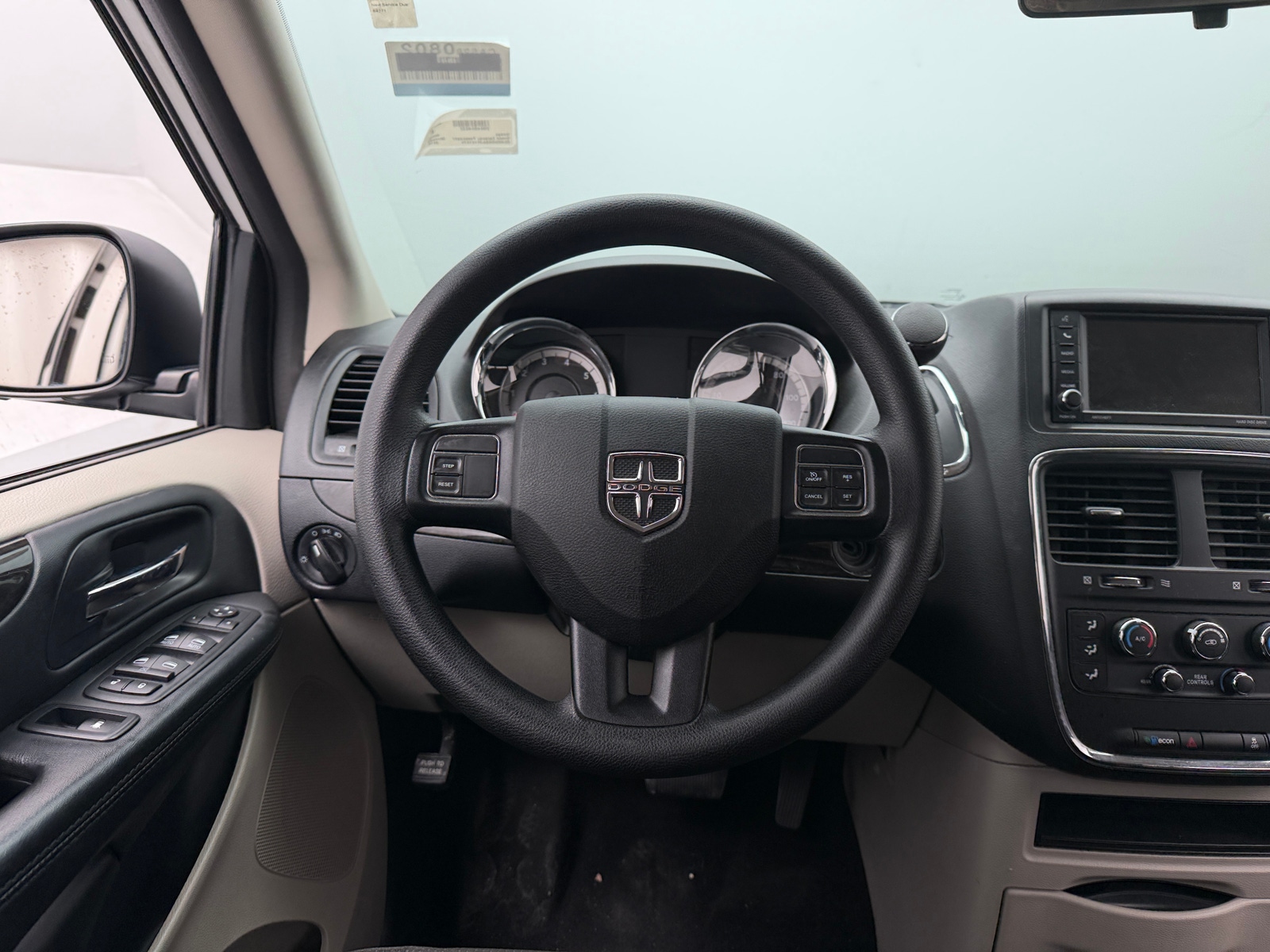 Thumbnail: 2018 Dodge Grand Caravan - 5