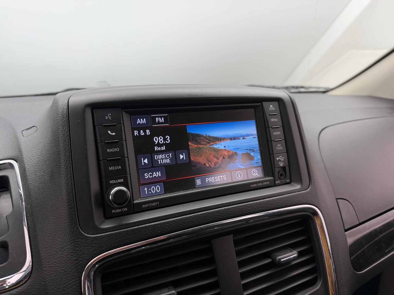 Thumbnail: 2018 Dodge Grand Caravan - 4